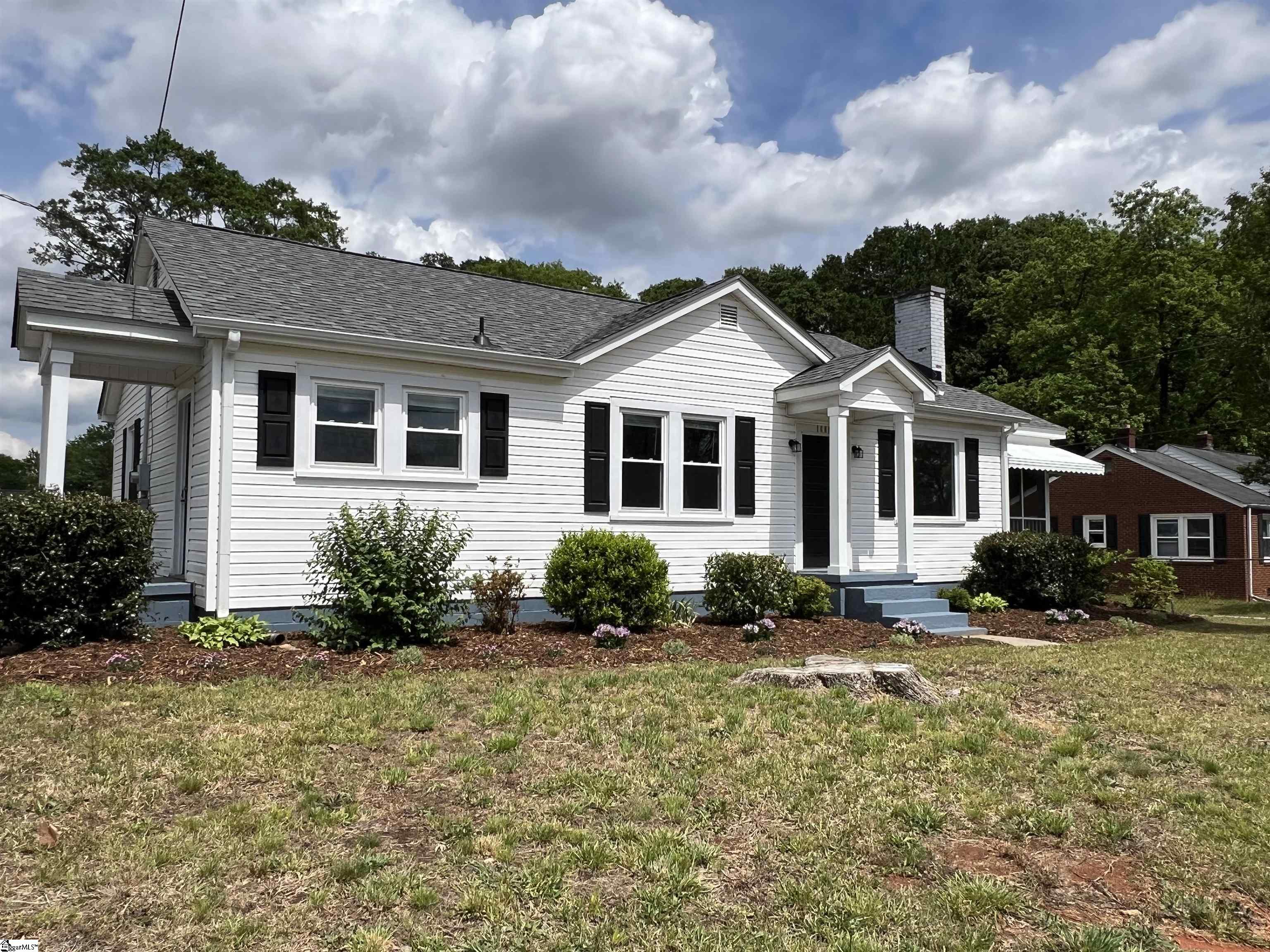 1600 W Parker Road Greenville, SC 29617