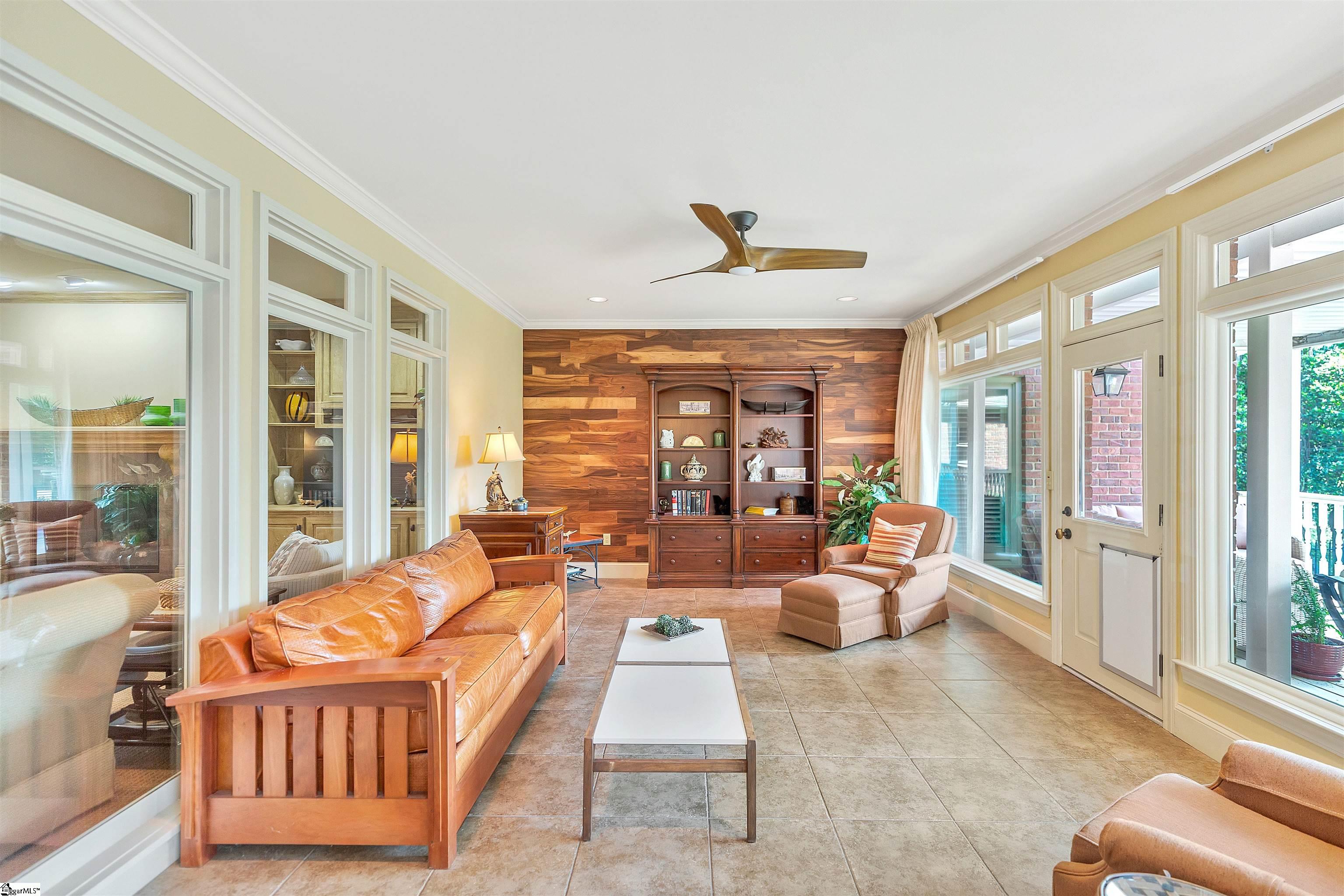 1002 Thornehill Drive Anderson, SC 29621