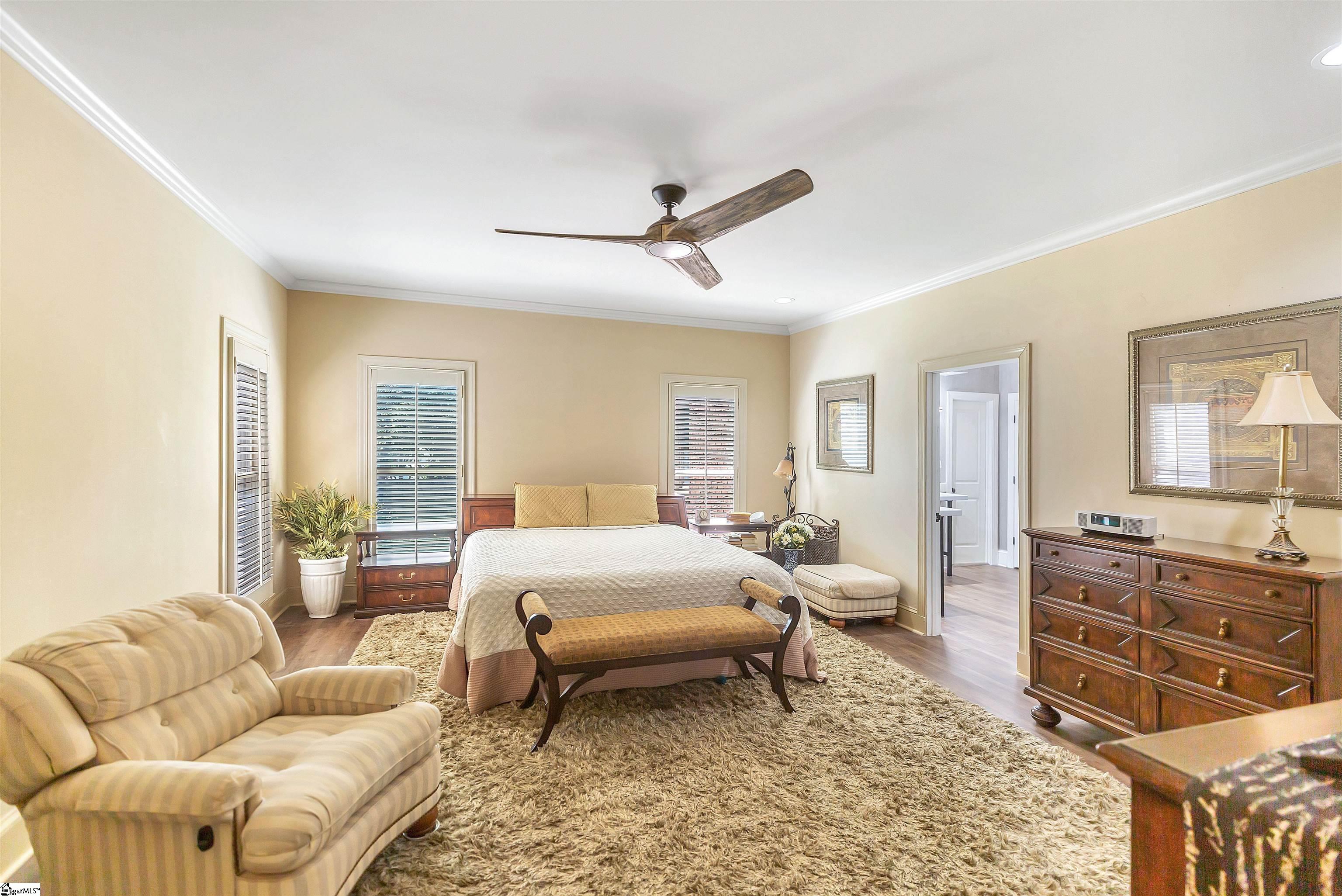 1002 Thornehill Drive Anderson, SC 29621
