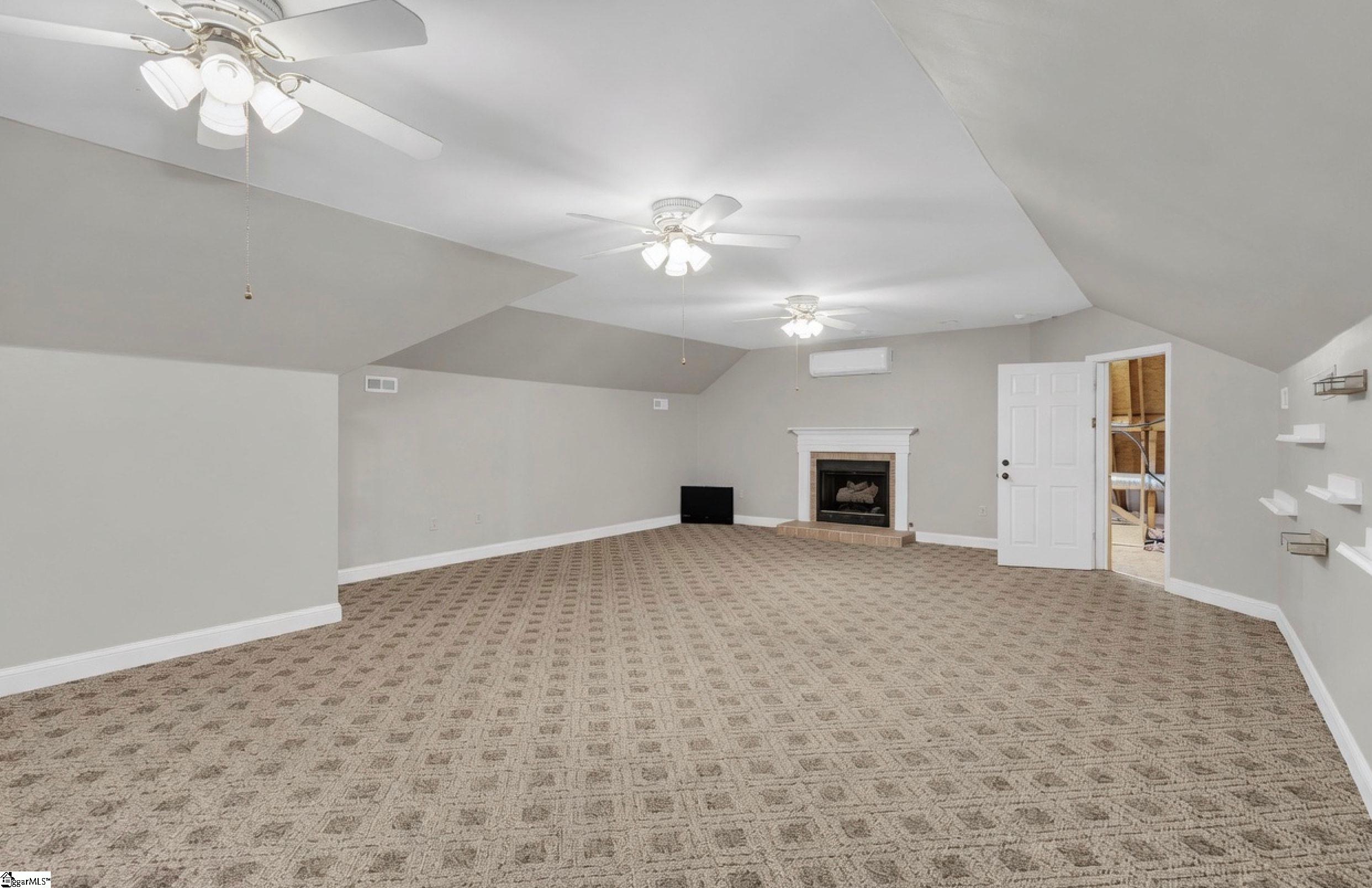 1002 Thornehill Drive Anderson, SC 29621