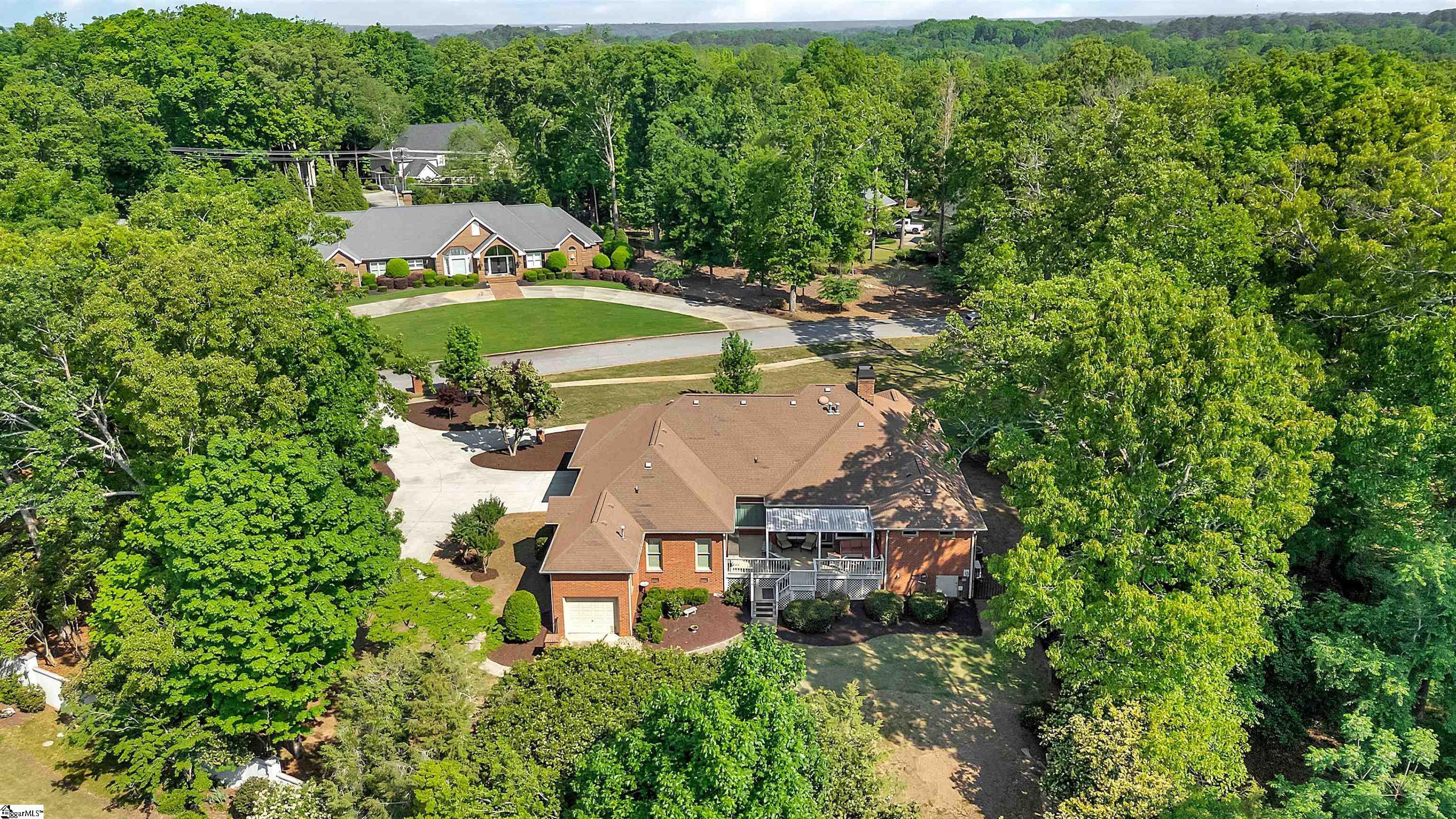 1002 Thornehill Drive Anderson, SC 29621