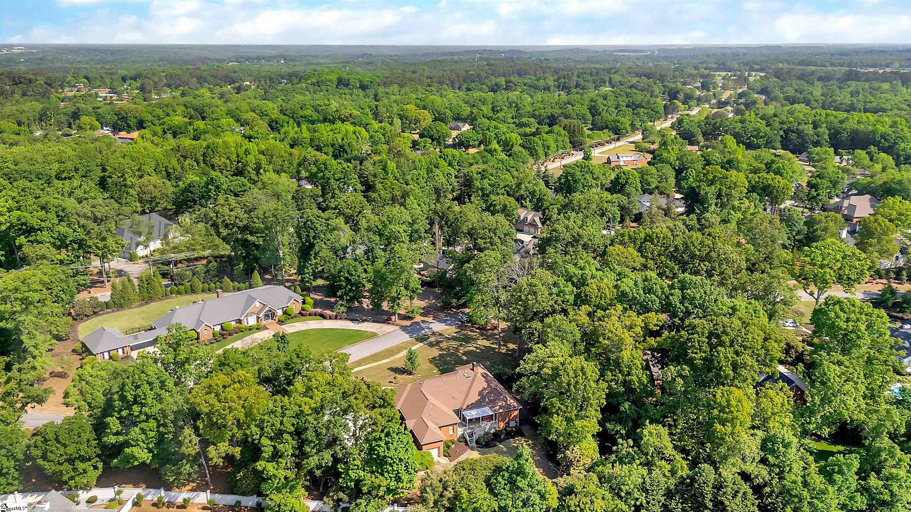1002 Thornehill Drive Anderson, SC 29621