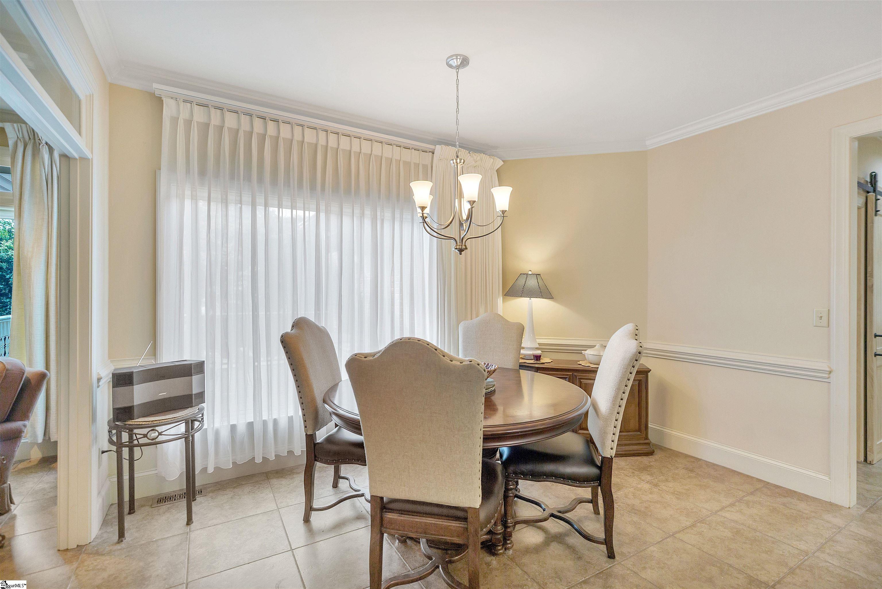 1002 Thornehill Drive Anderson, SC 29621