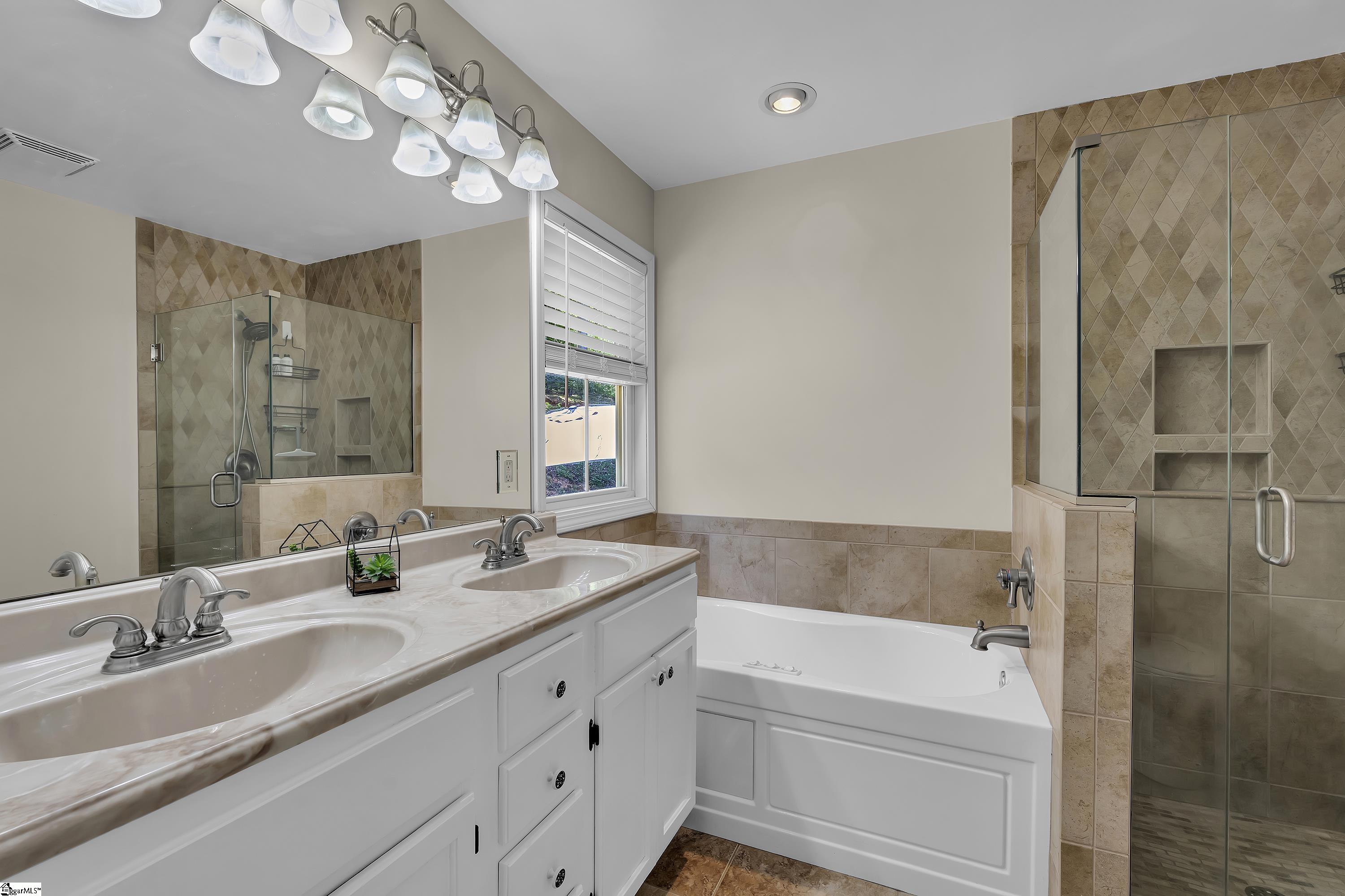 163 Healy Lane Marietta, SC 29661