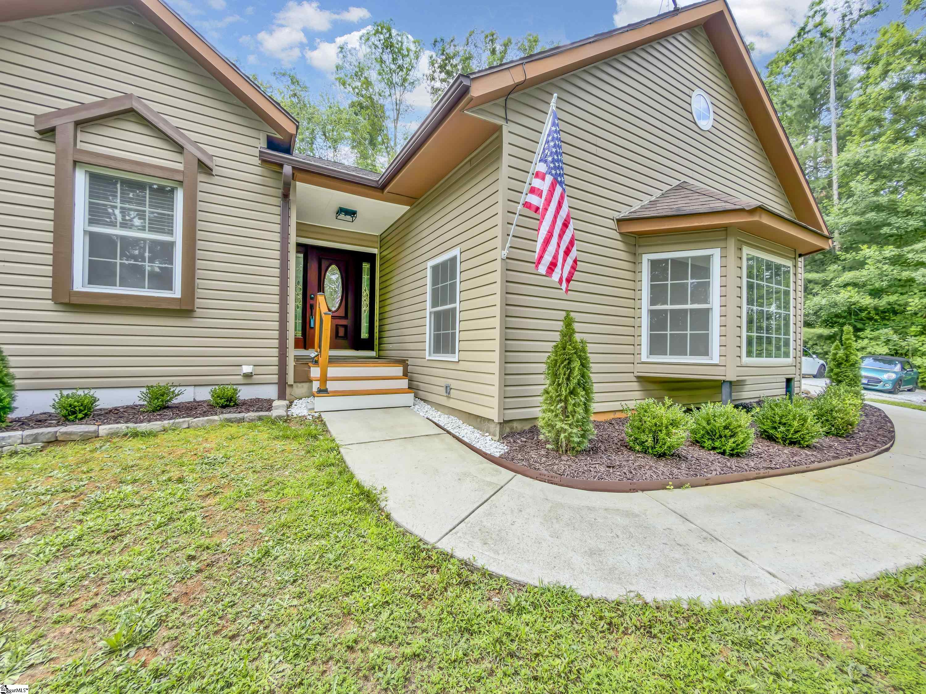 163 Healy Lane Marietta, SC 29661