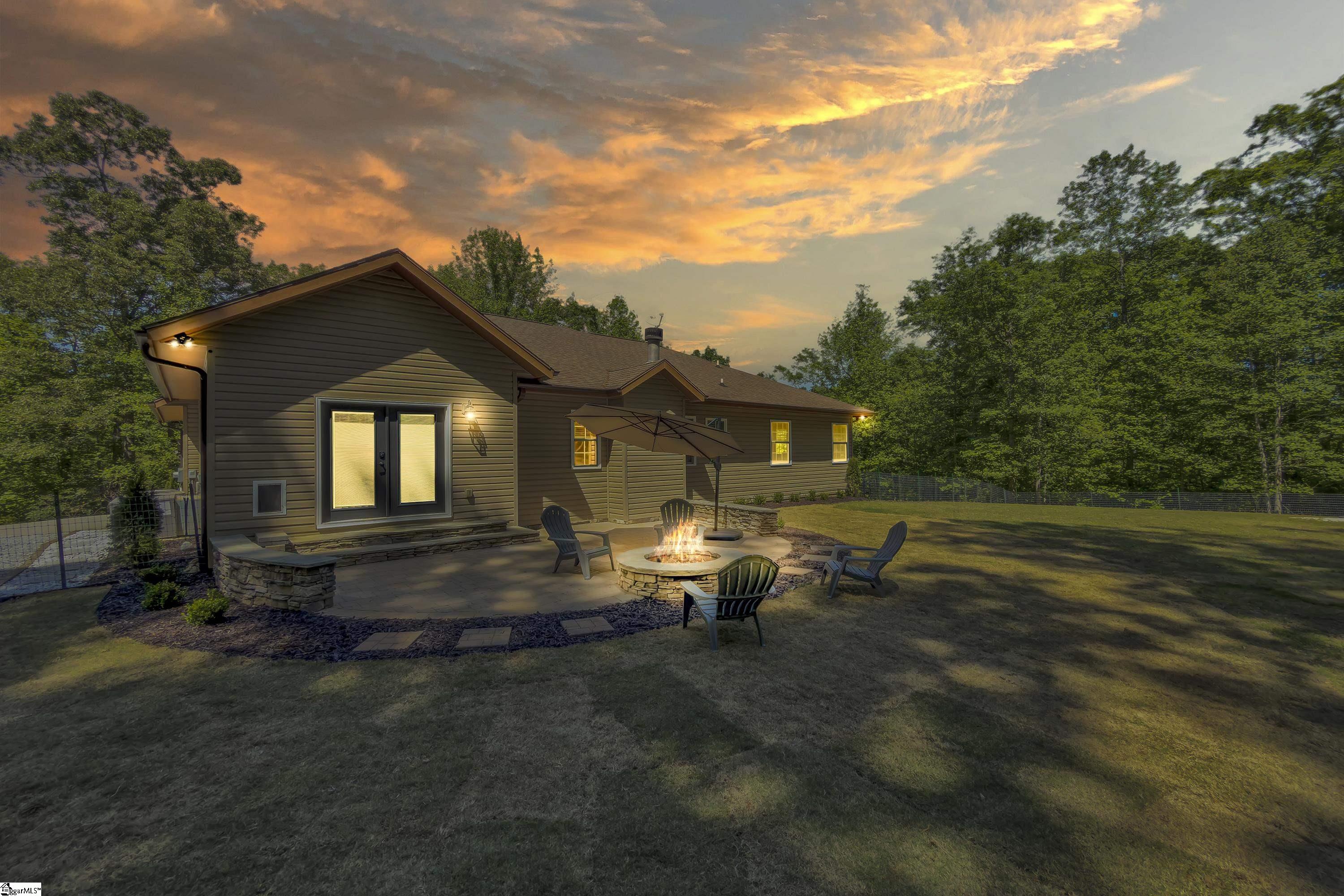 163 Healy Lane Marietta, SC 29661
