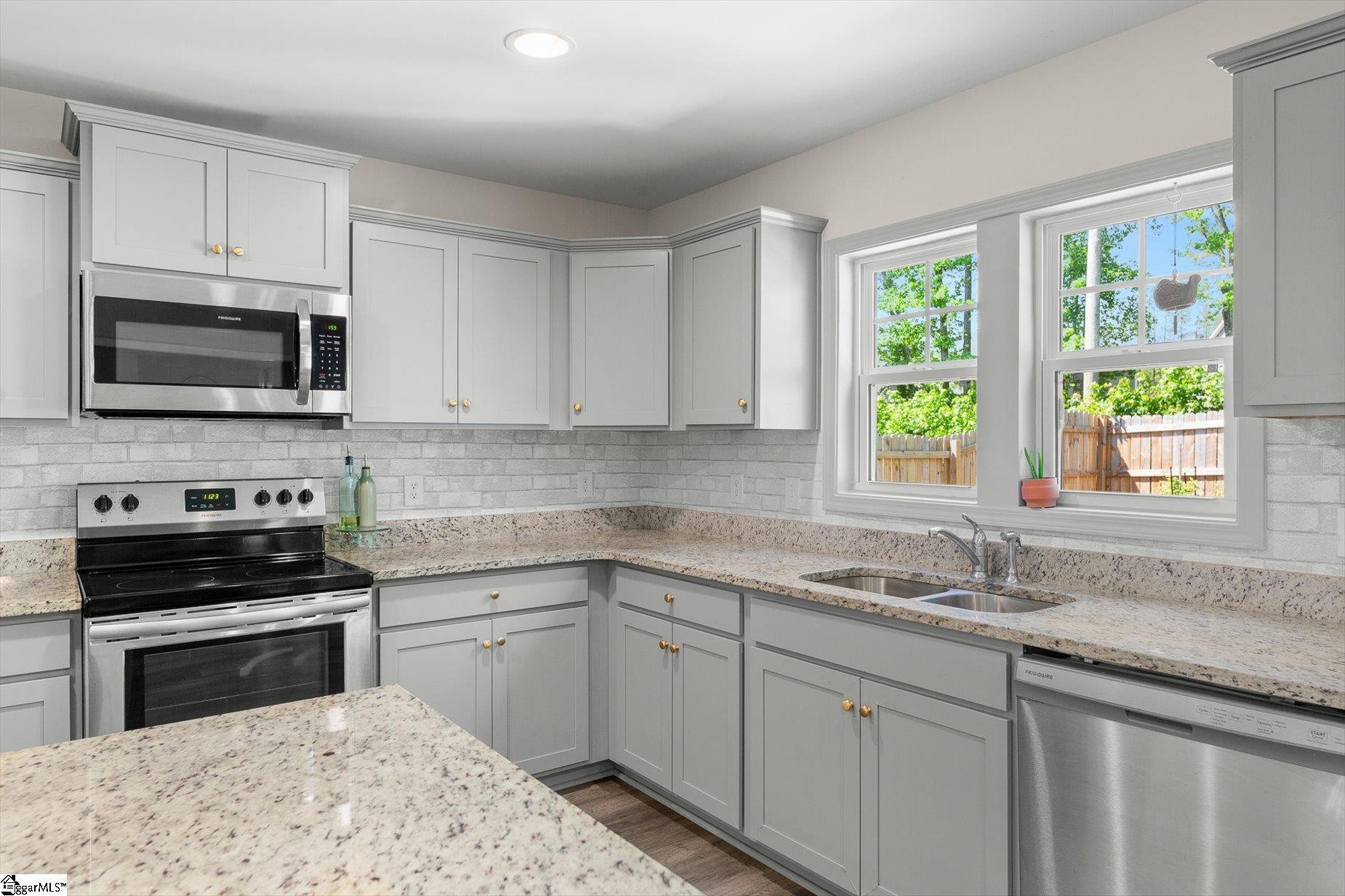 322 Chinchilla Drive Fountain Inn, SC 29644