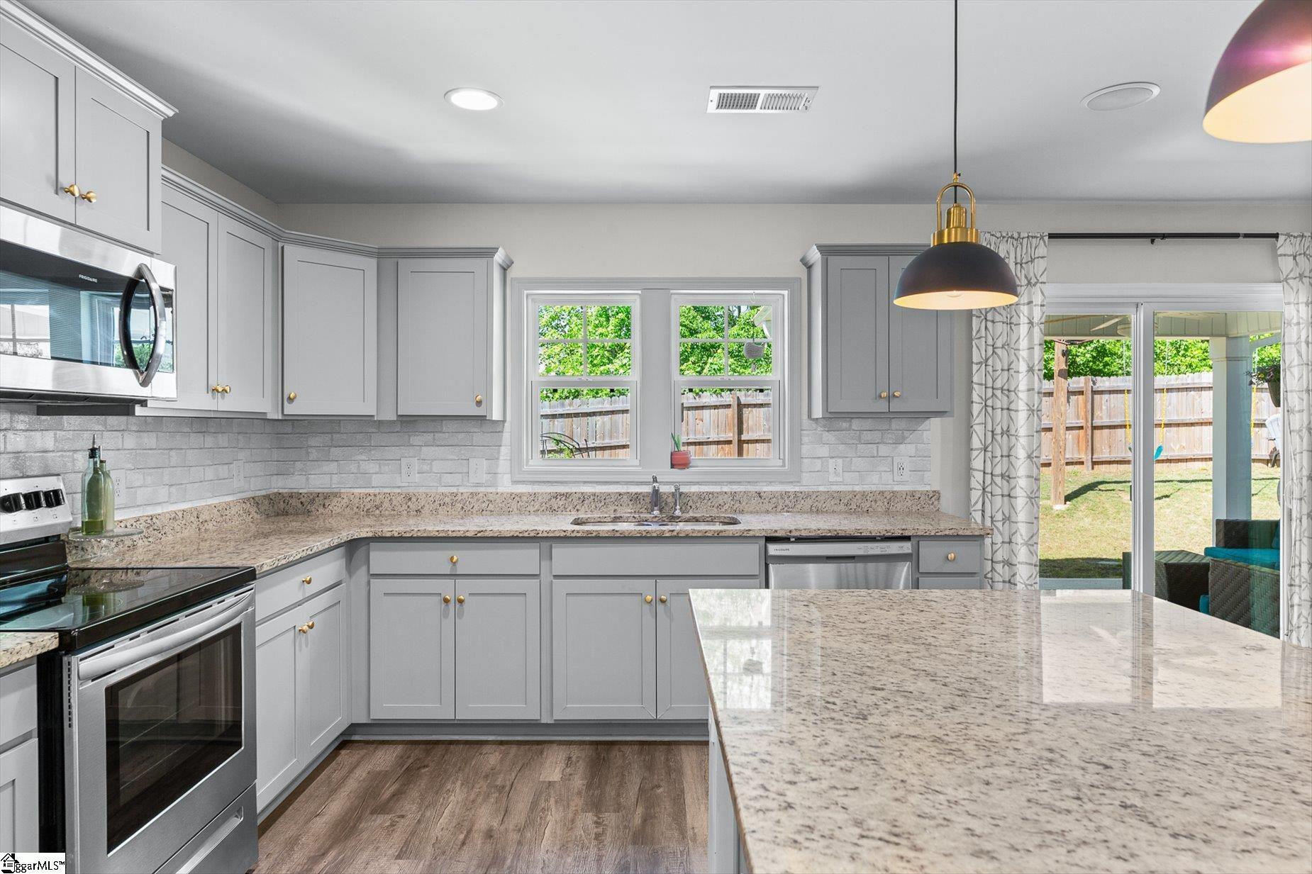 322 Chinchilla Drive Fountain Inn, SC 29644