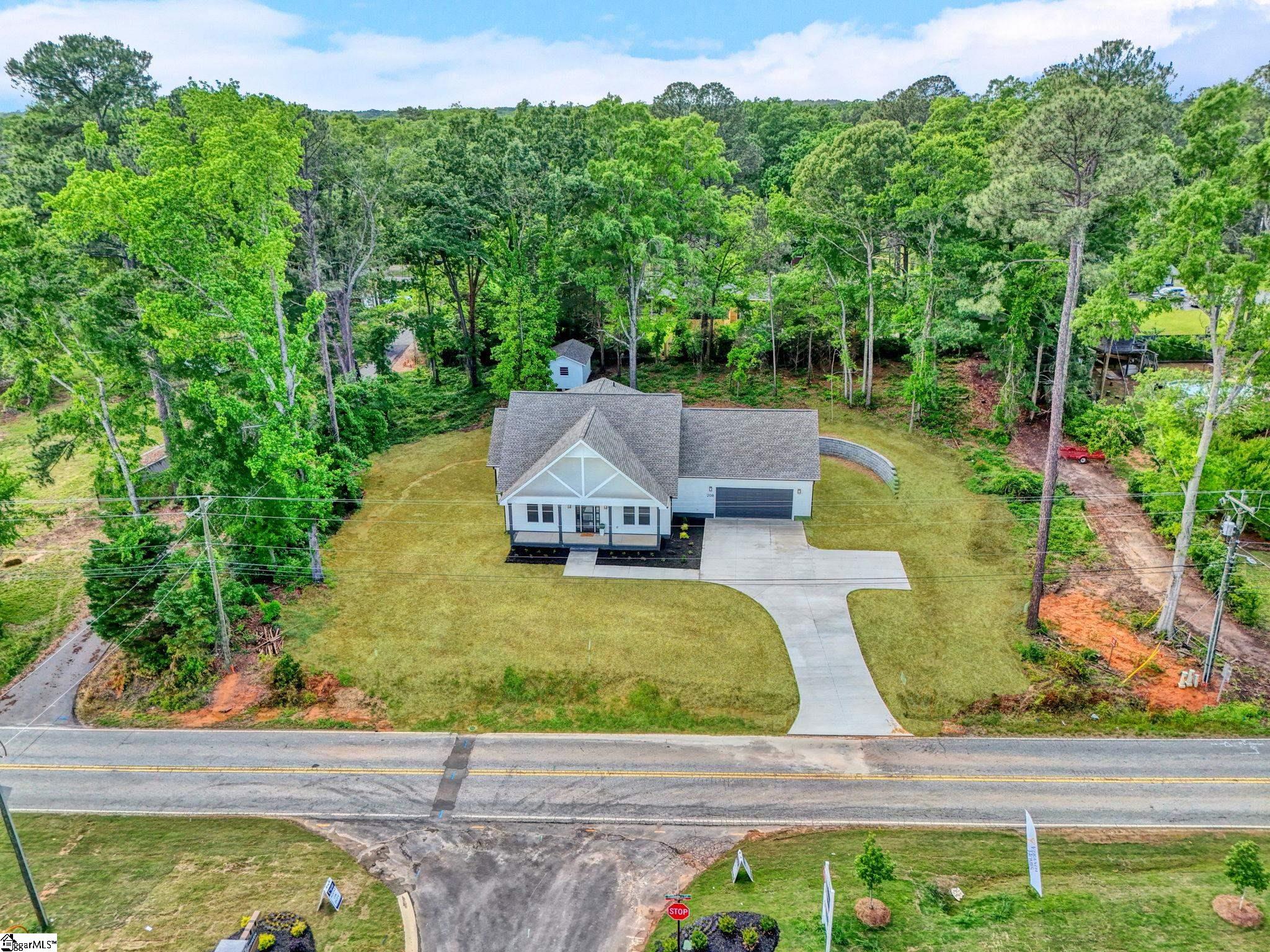 208 Pinehaven Street Laurens, SC 29360