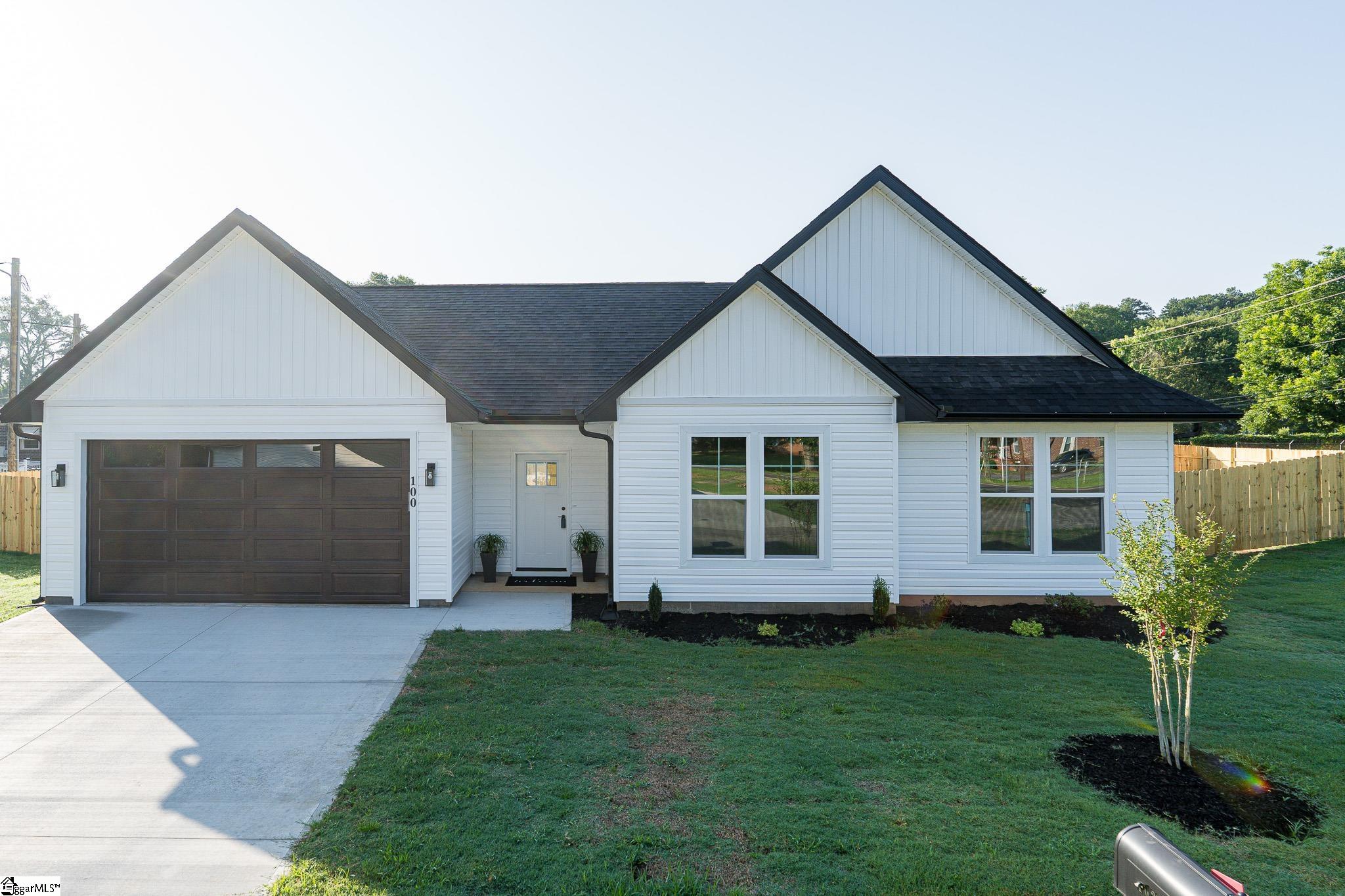 100 Cottage Street Wellford, SC 29385