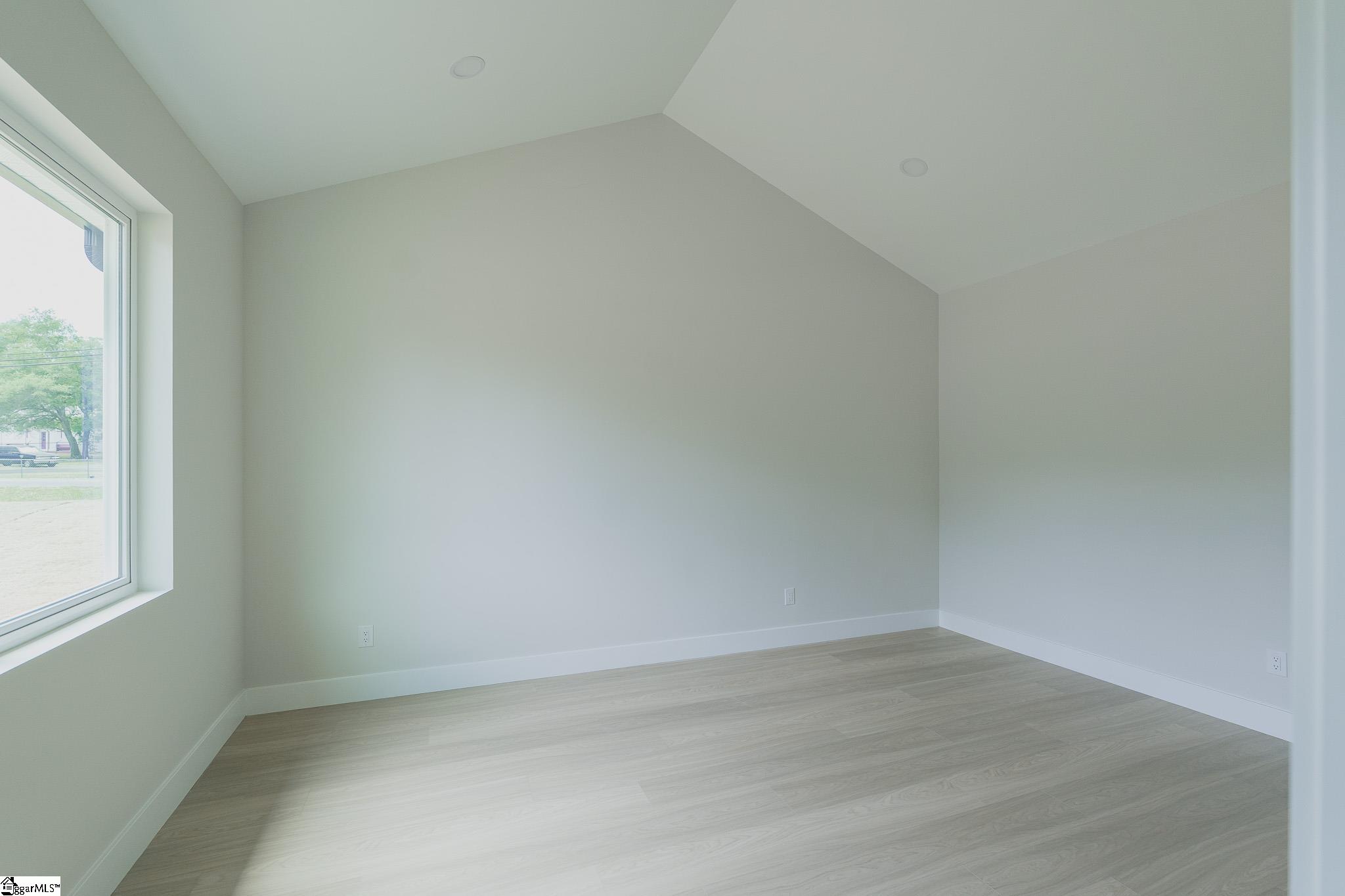 100 Cottage Street Wellford, SC 29385