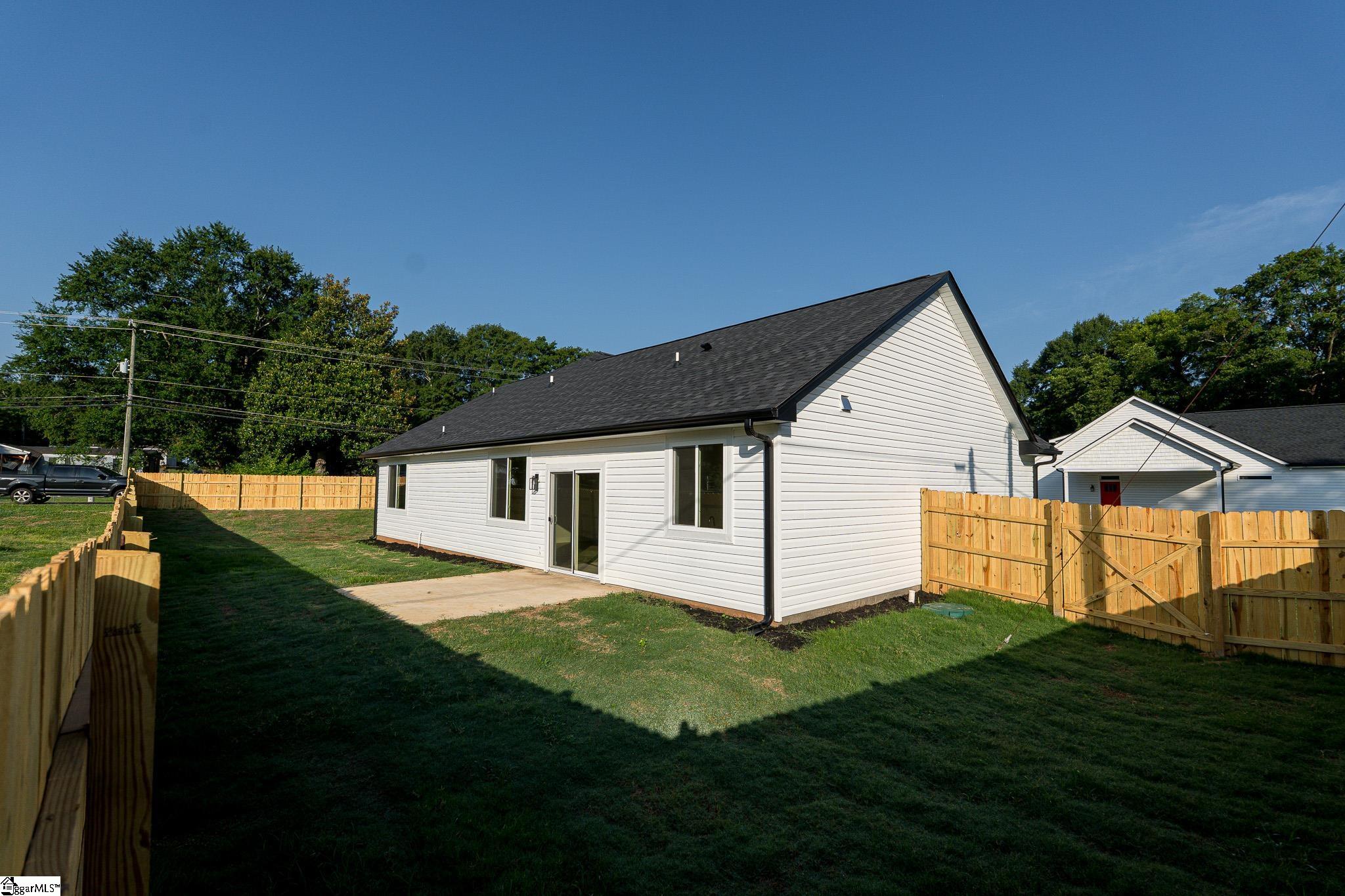 100 Cottage Street Wellford, SC 29385