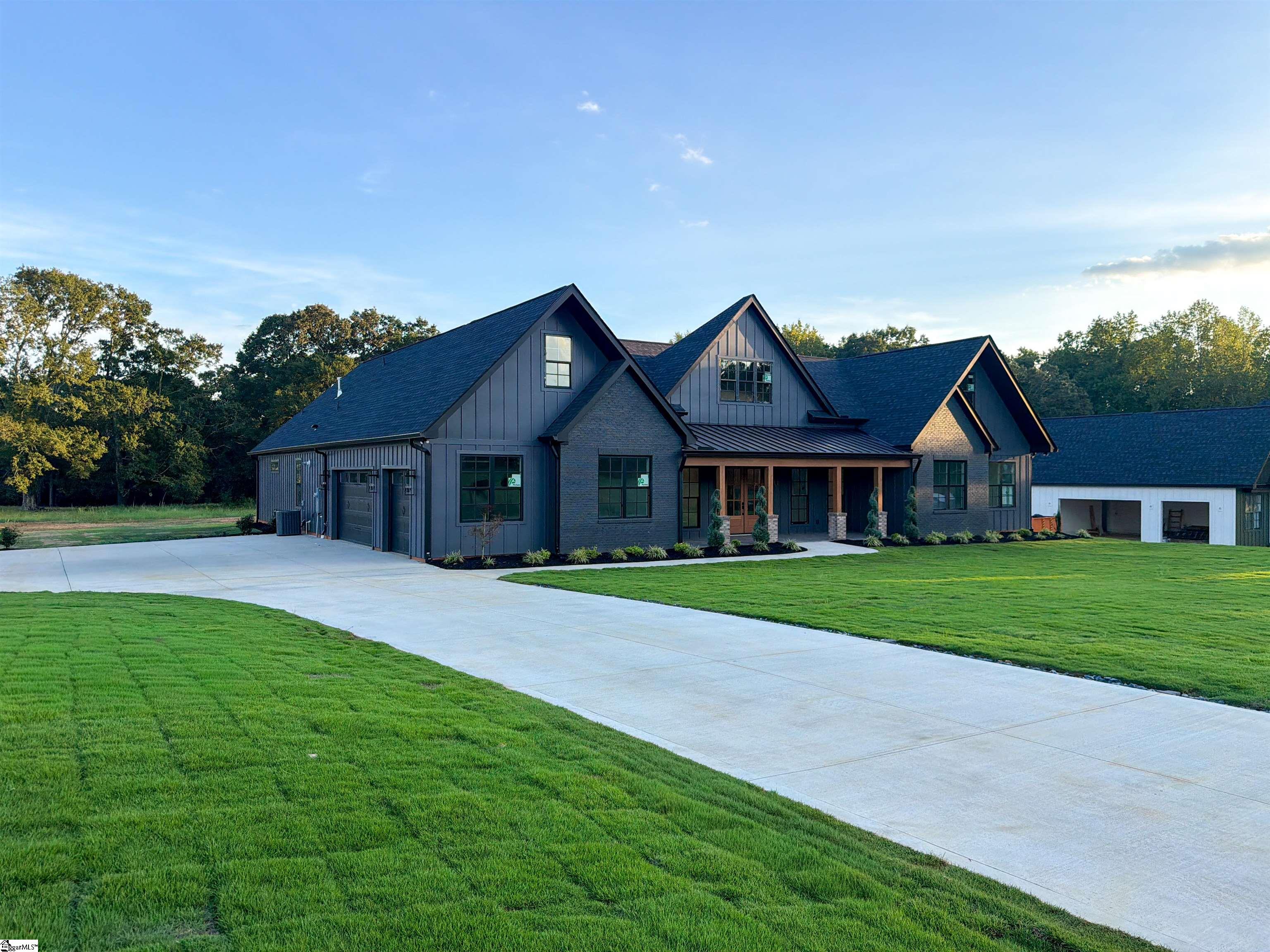 9 Martin Road, Fountain Inn SC 29644