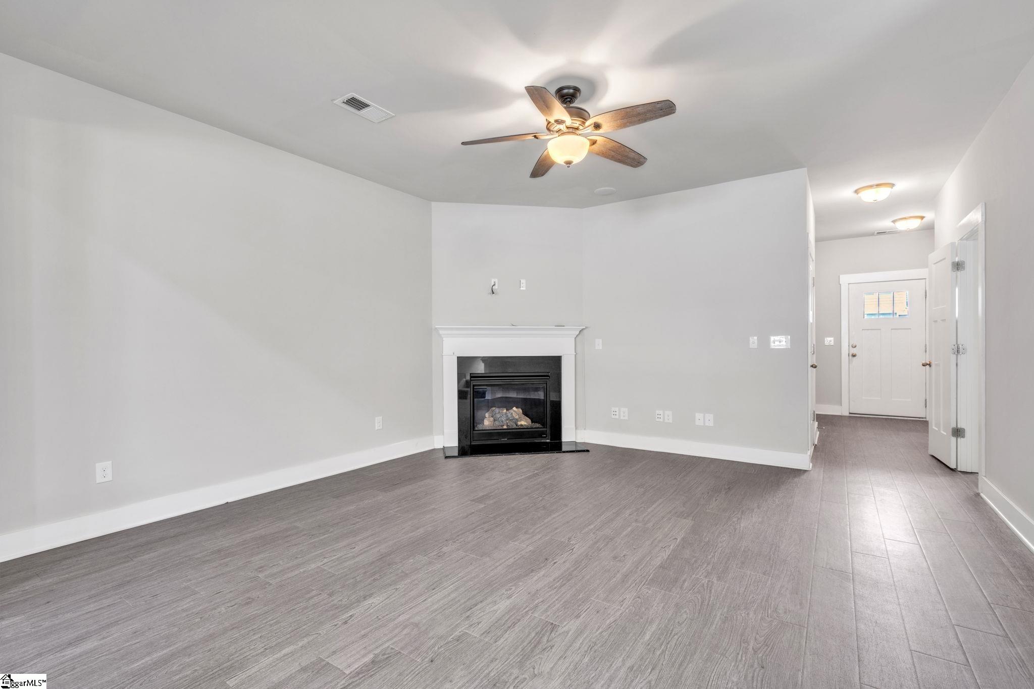 231 Keaton Court Spartanburg, SC 29301