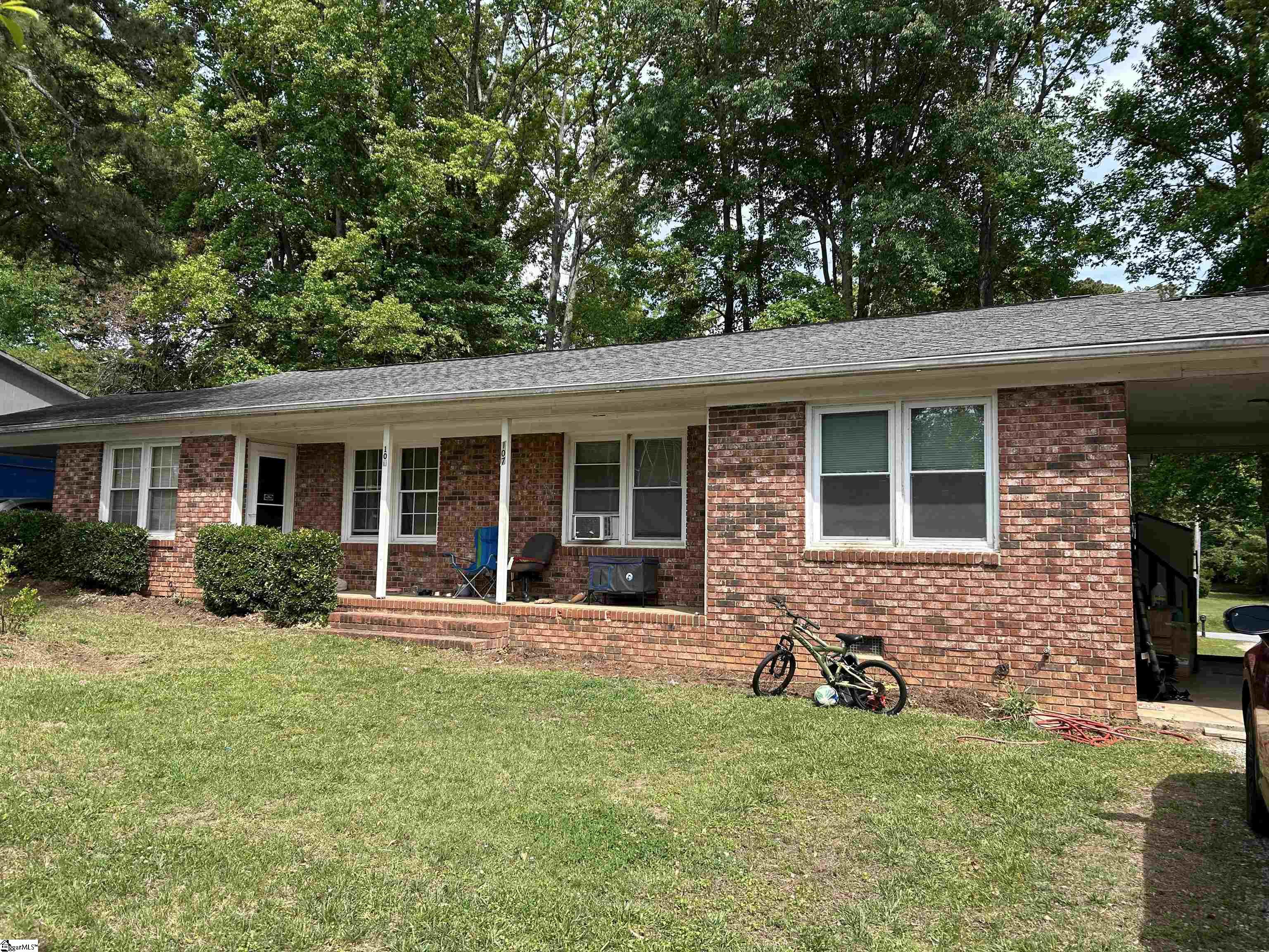 402 Gordon Street Greenville, SC 29611-11