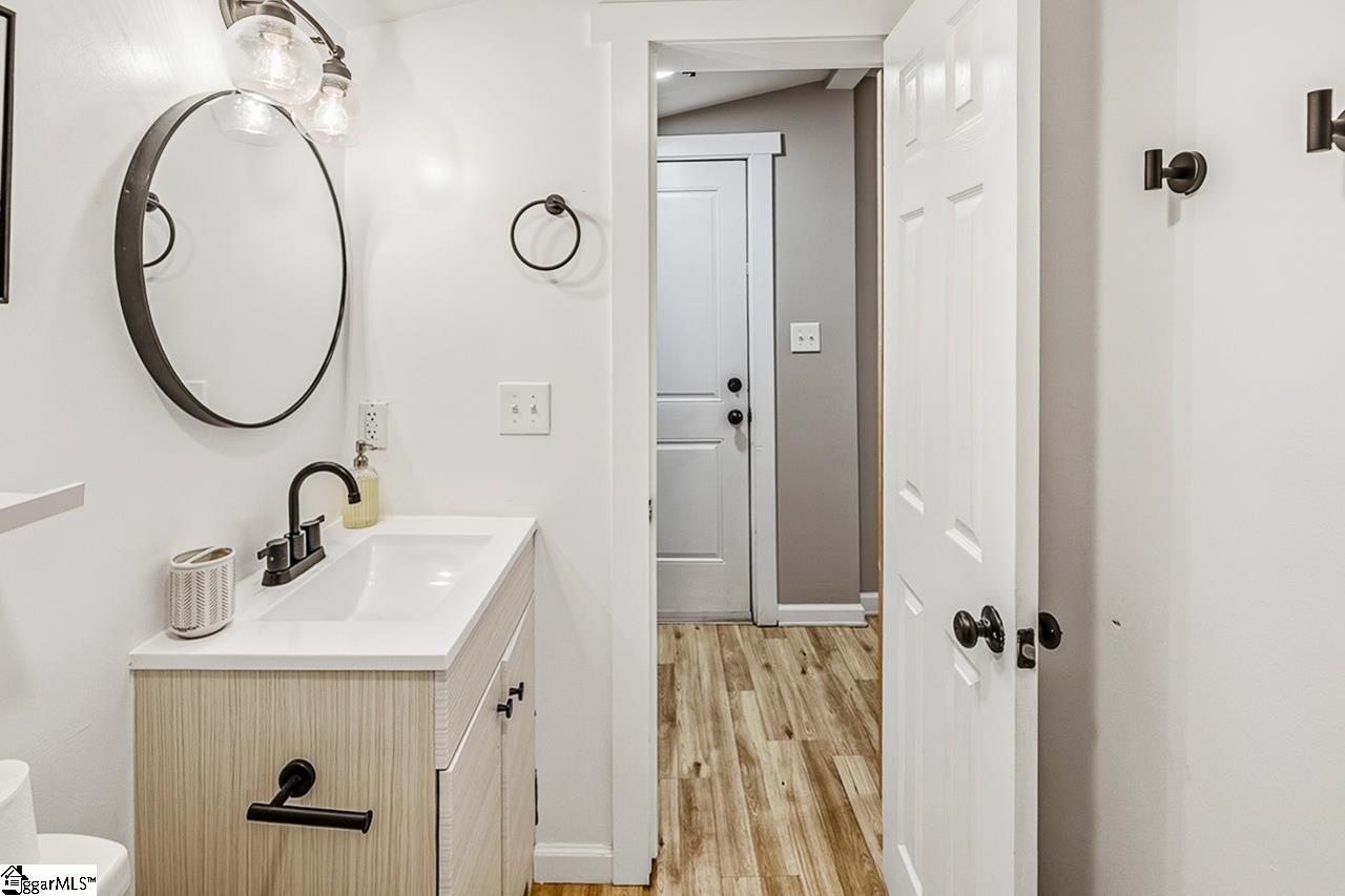 8 Booker Street Anderson, SC 29624