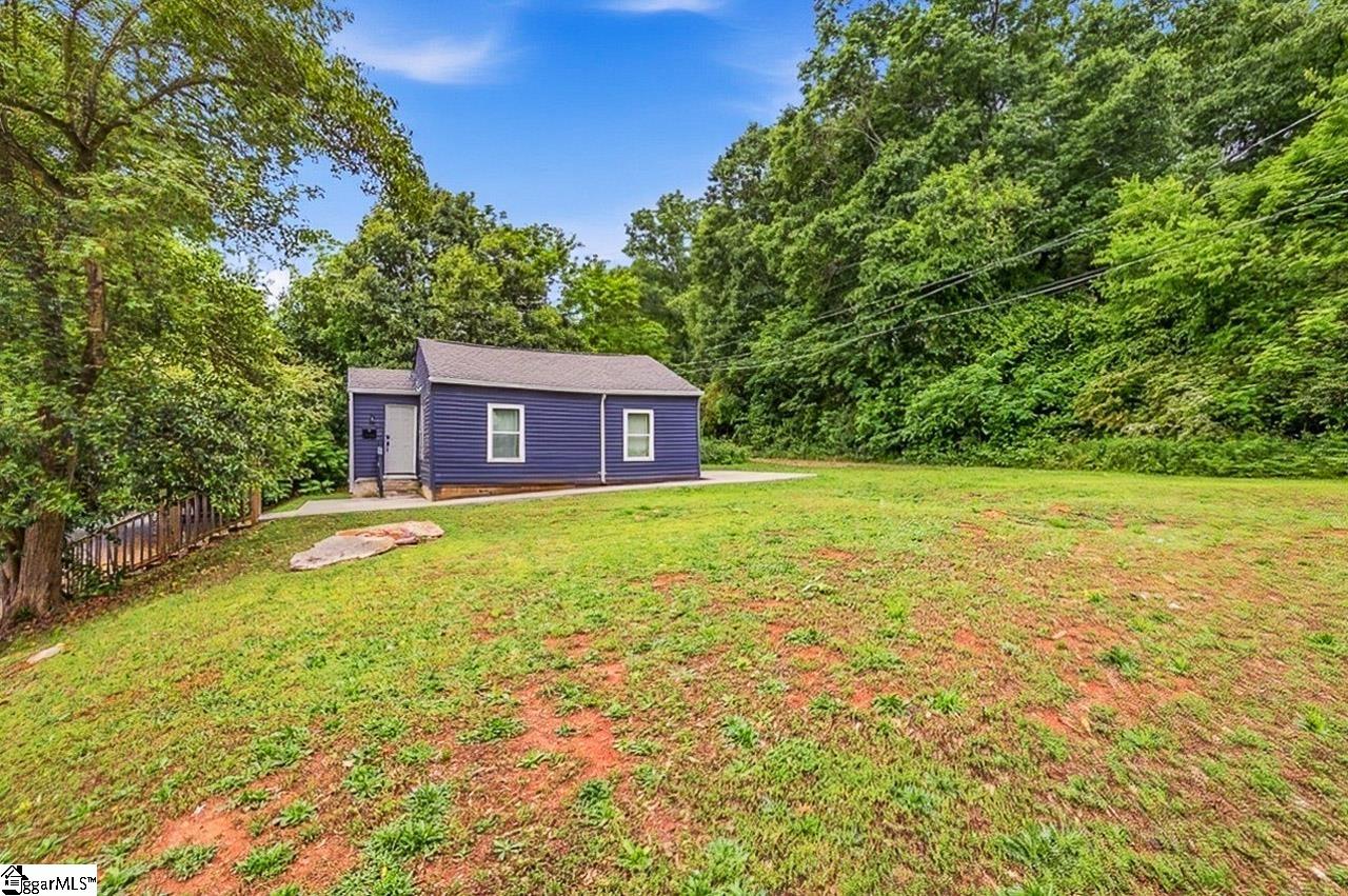 8 Booker Street Anderson, SC 29624