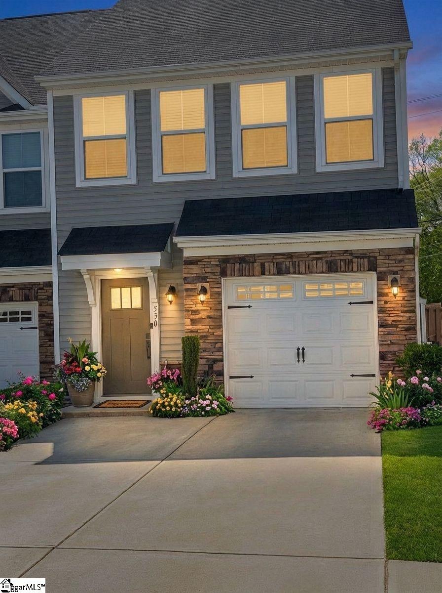530 Huntingdale Place Simpsonville, SC 29681