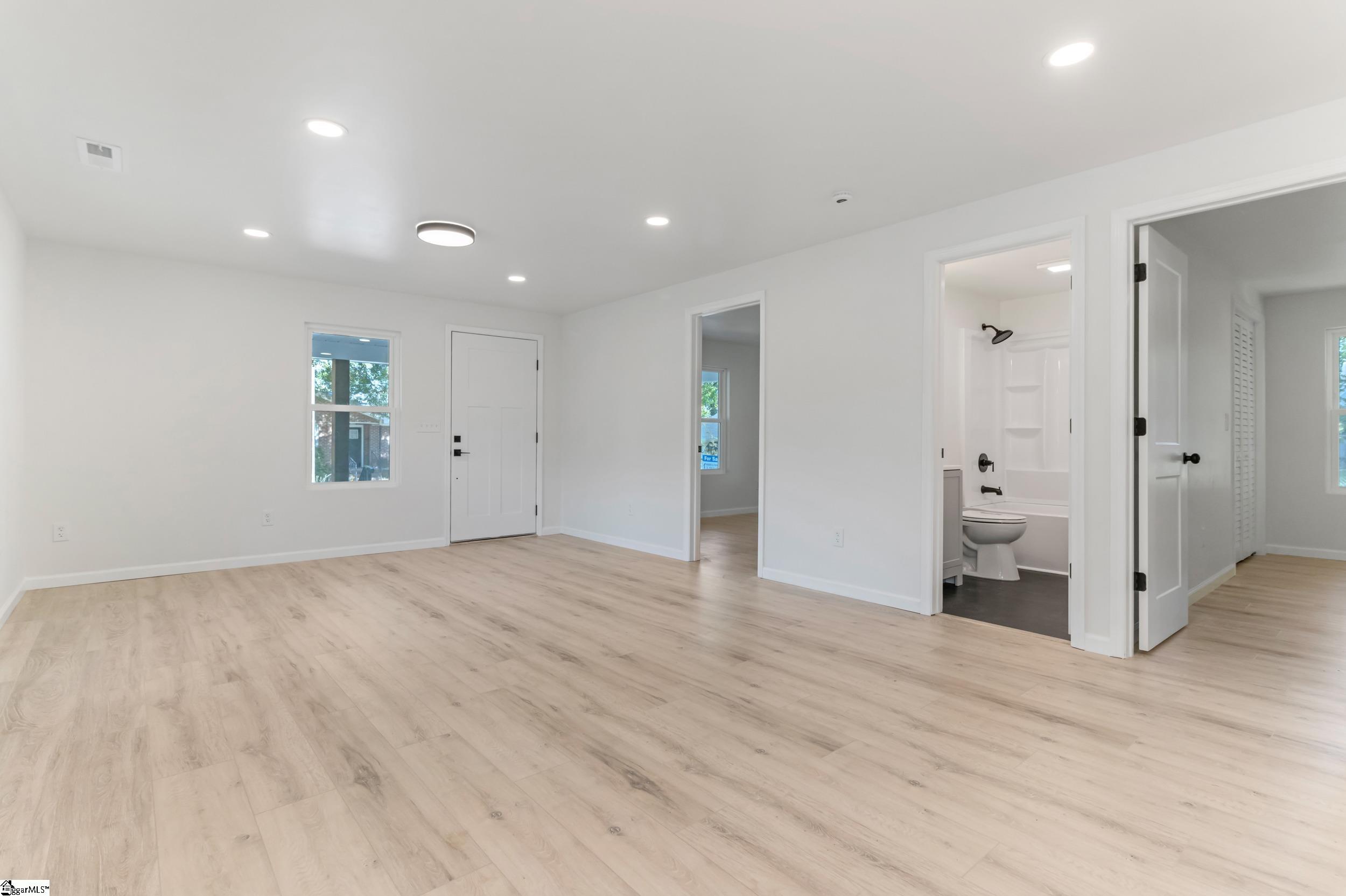 137 Forest Street Greer, SC 29650-1410
