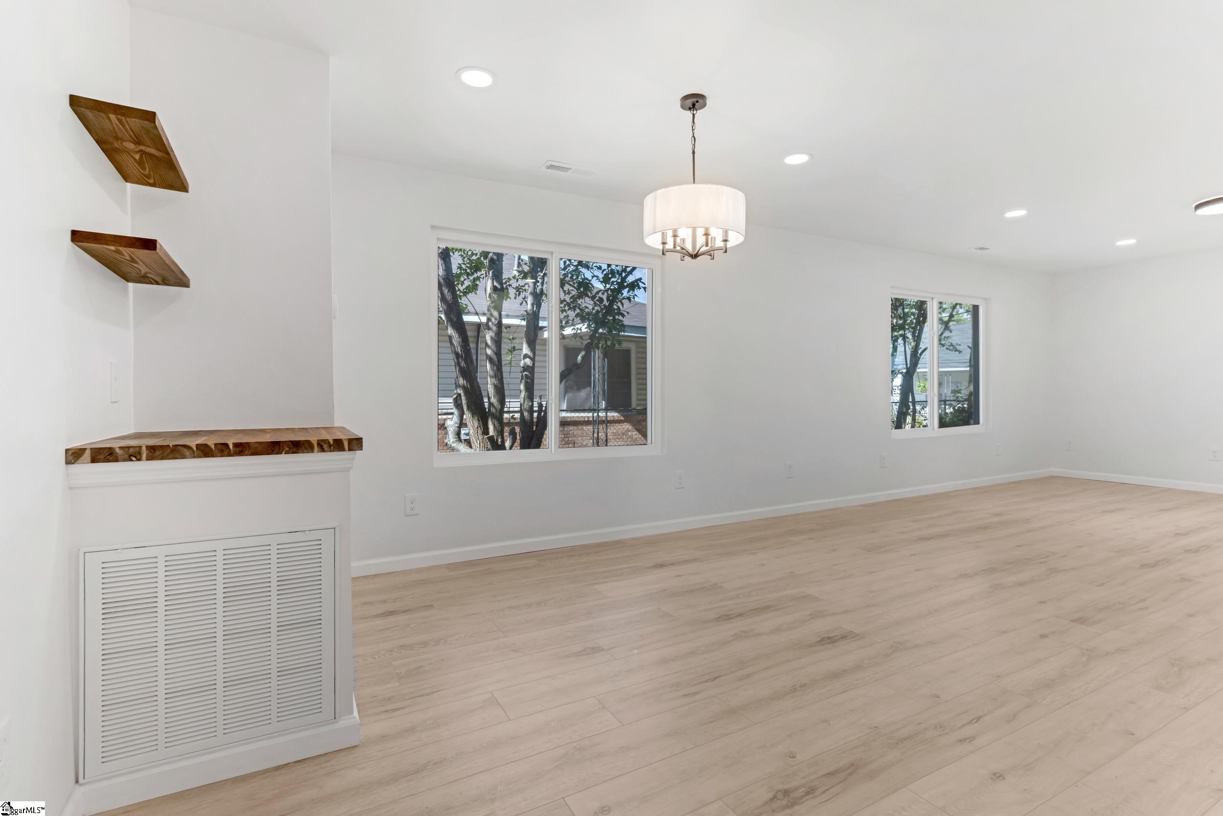 137 Forest Street Greer, SC 29650-1410