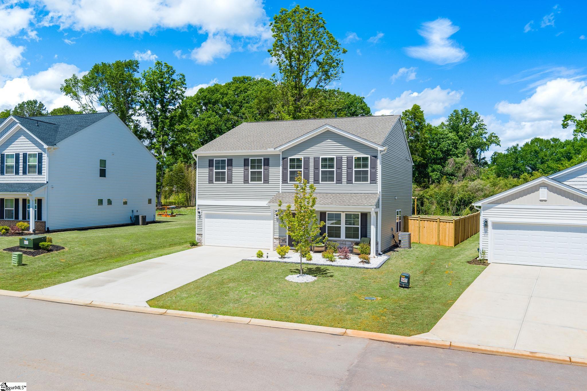 7041 Fairview Falls Drive Chesnee, SC 29323