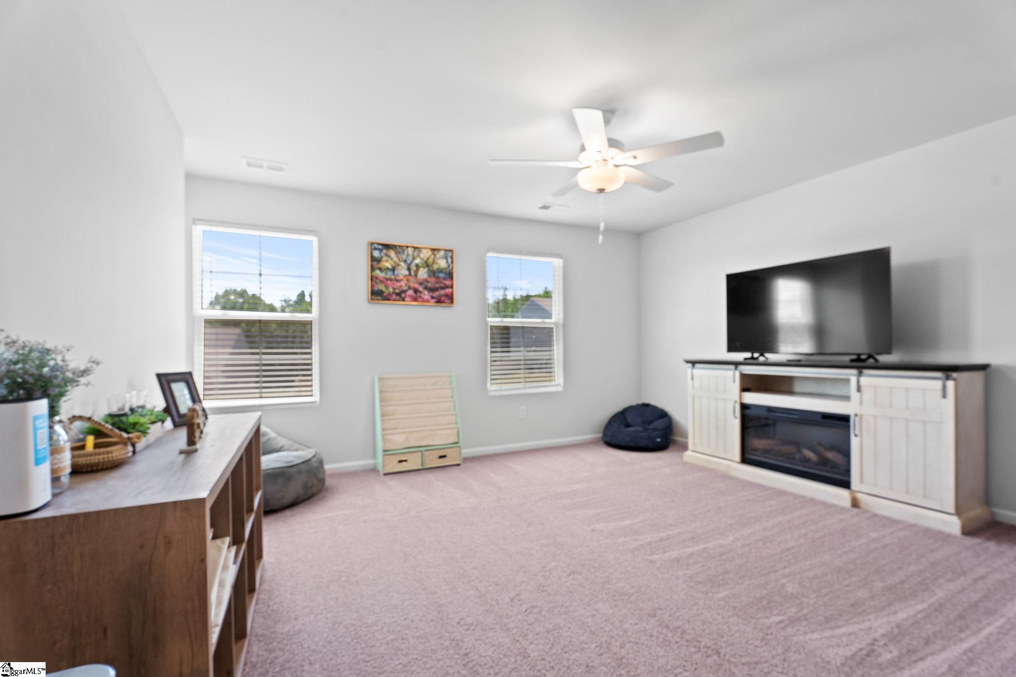 7041 Fairview Falls Drive Chesnee, SC 29323