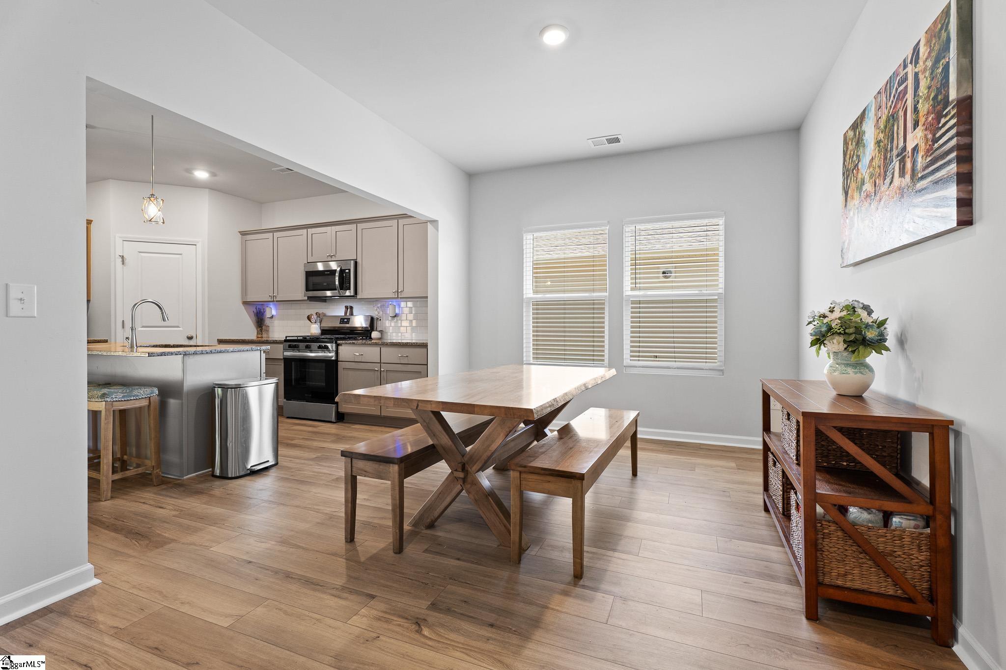 7041 Fairview Falls Drive Chesnee, SC 29323