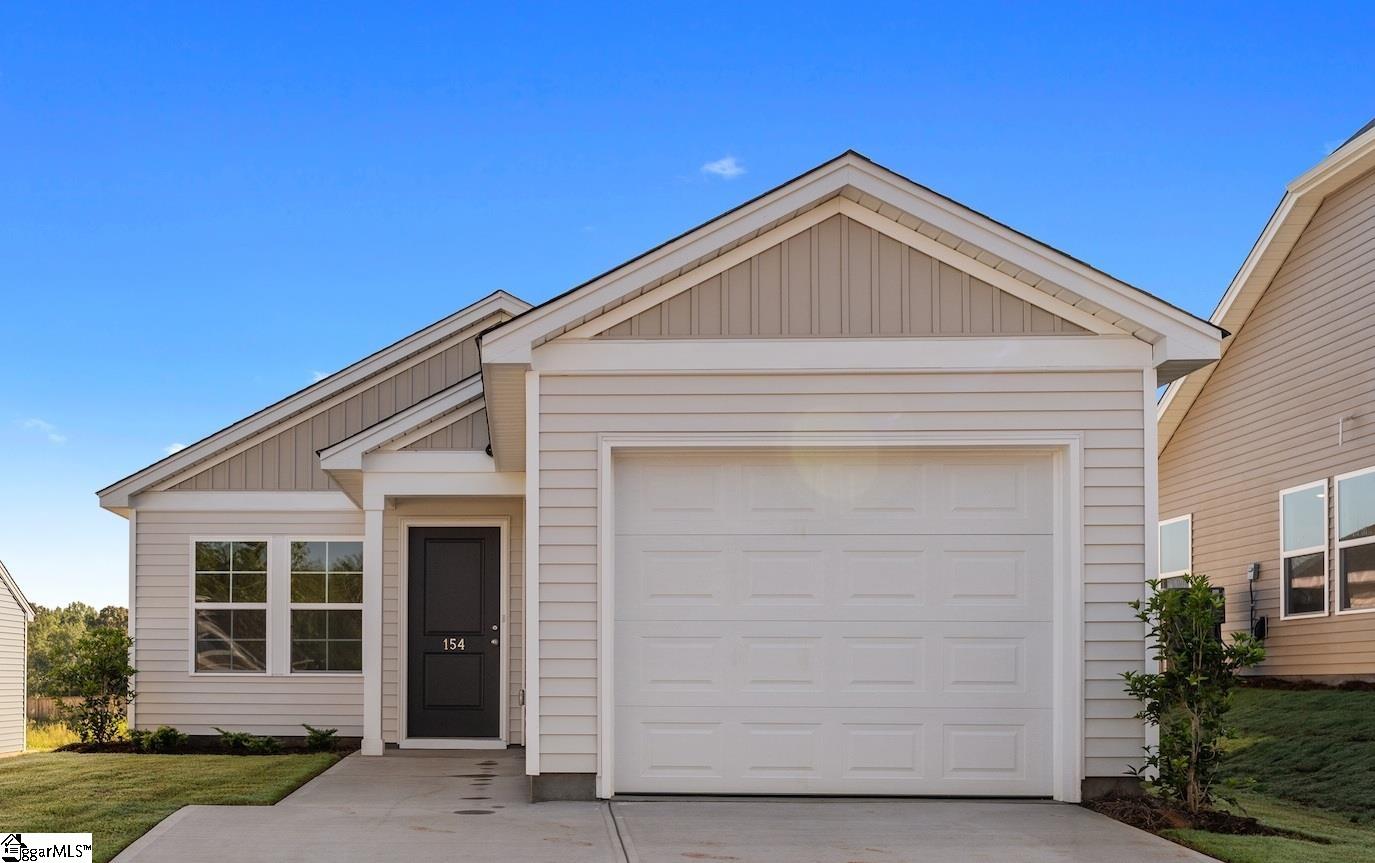 Photo 1 of Single family home for sale at 154 Cloverfield Ln, Spartanburg, SC 29307 | MLS# 1591007 | Listing updated on 2026-10-19