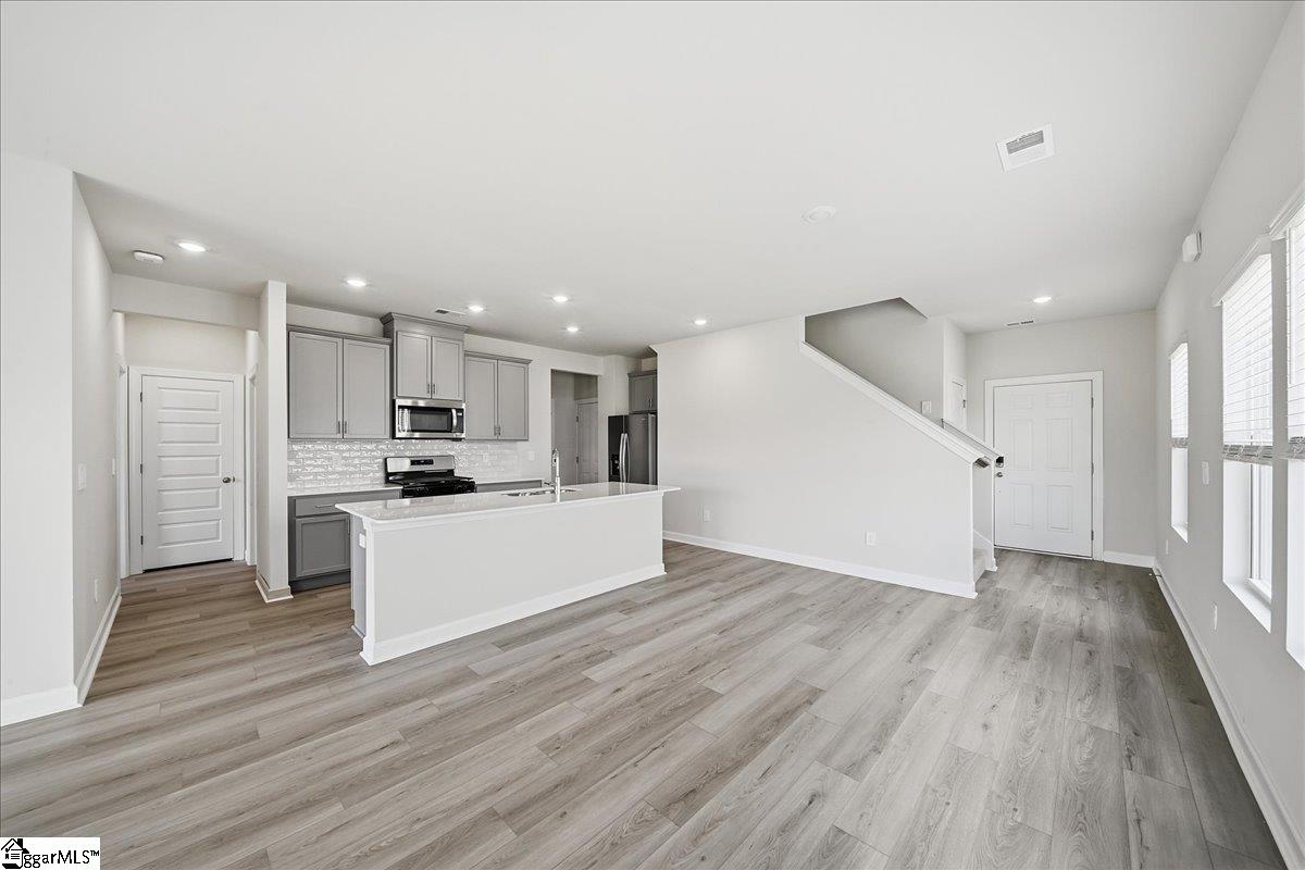 139 Bechler Drive Gray Court, SC 29645