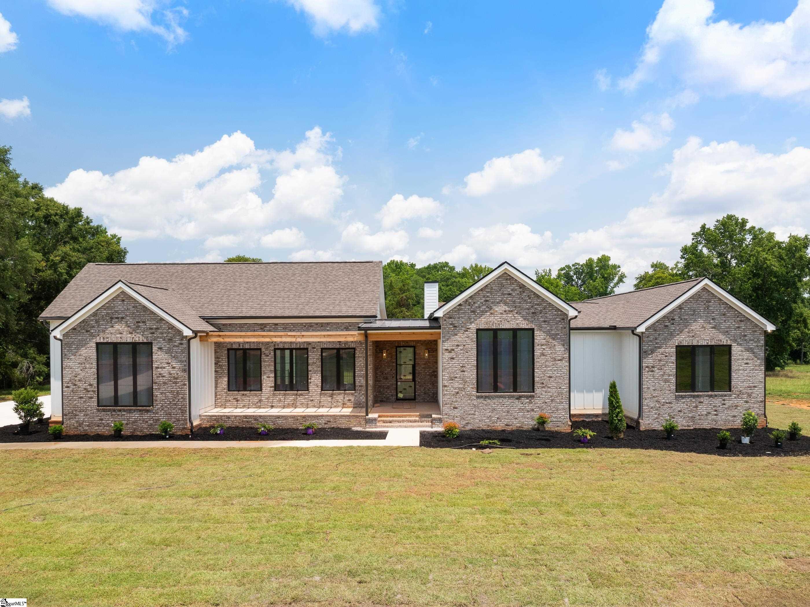 774 Garrison Road Pelzer, SC 29669
