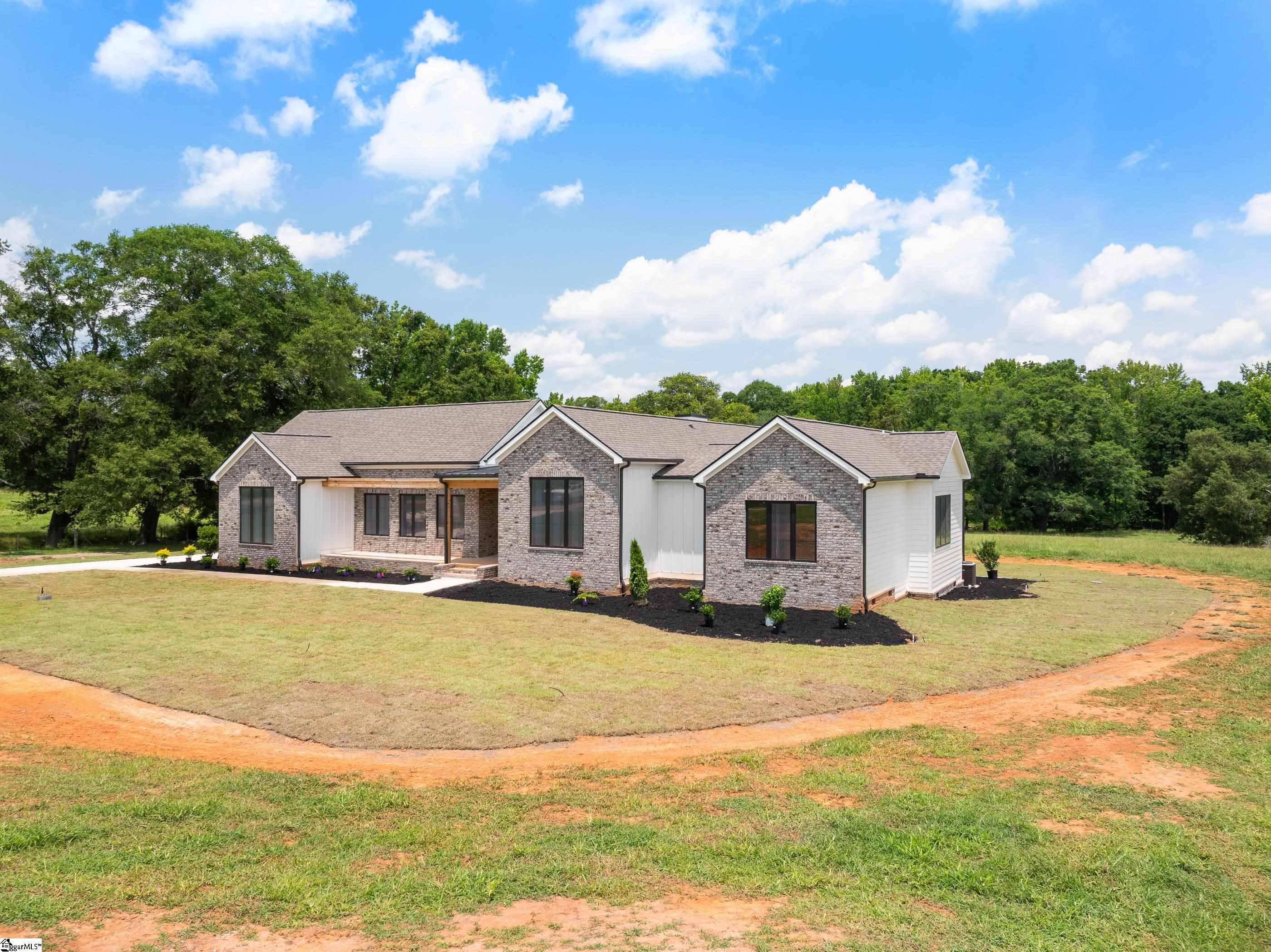 774 Garrison Road Pelzer, SC 29669