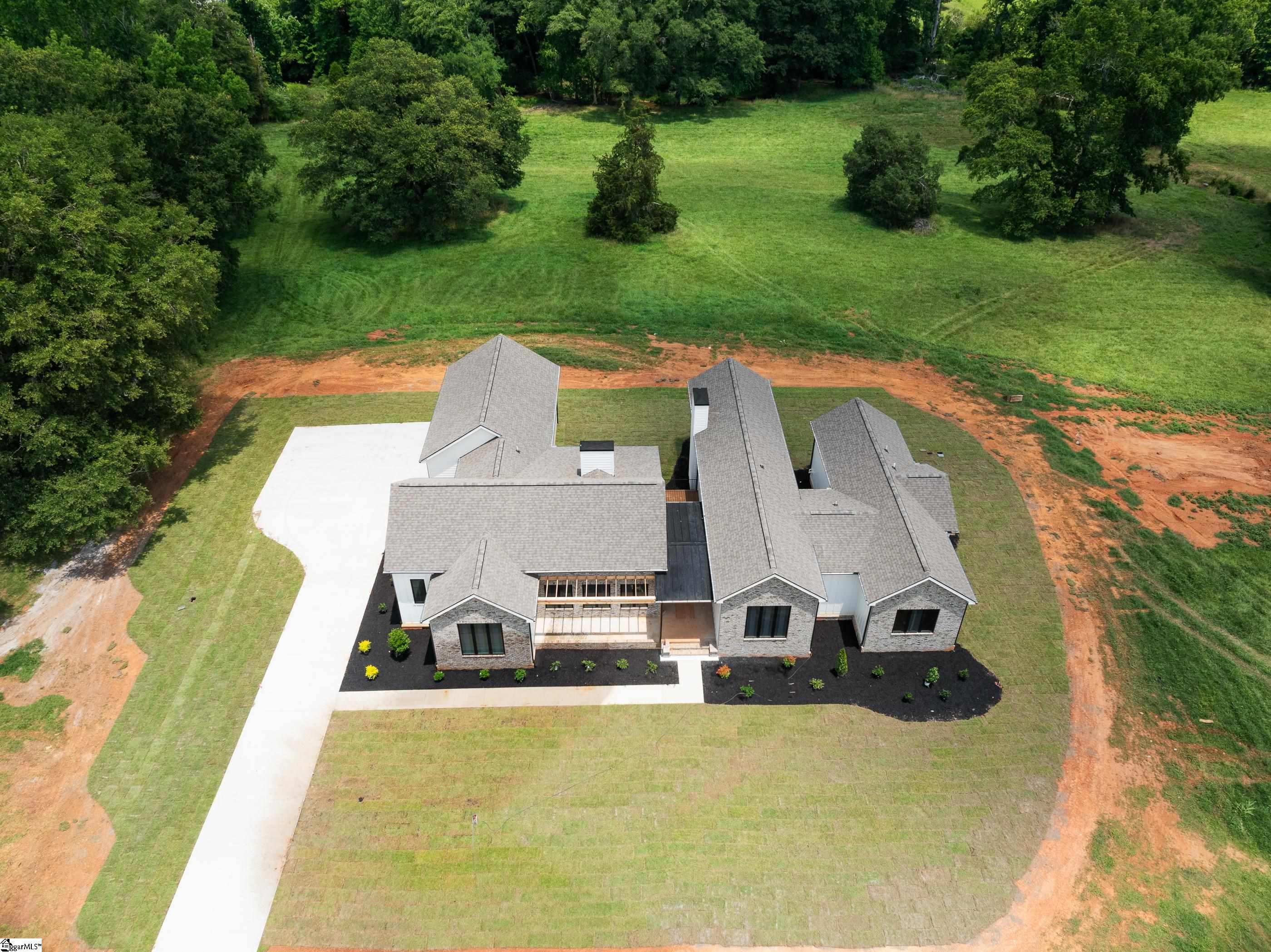 774 Garrison Road Pelzer, SC 29669