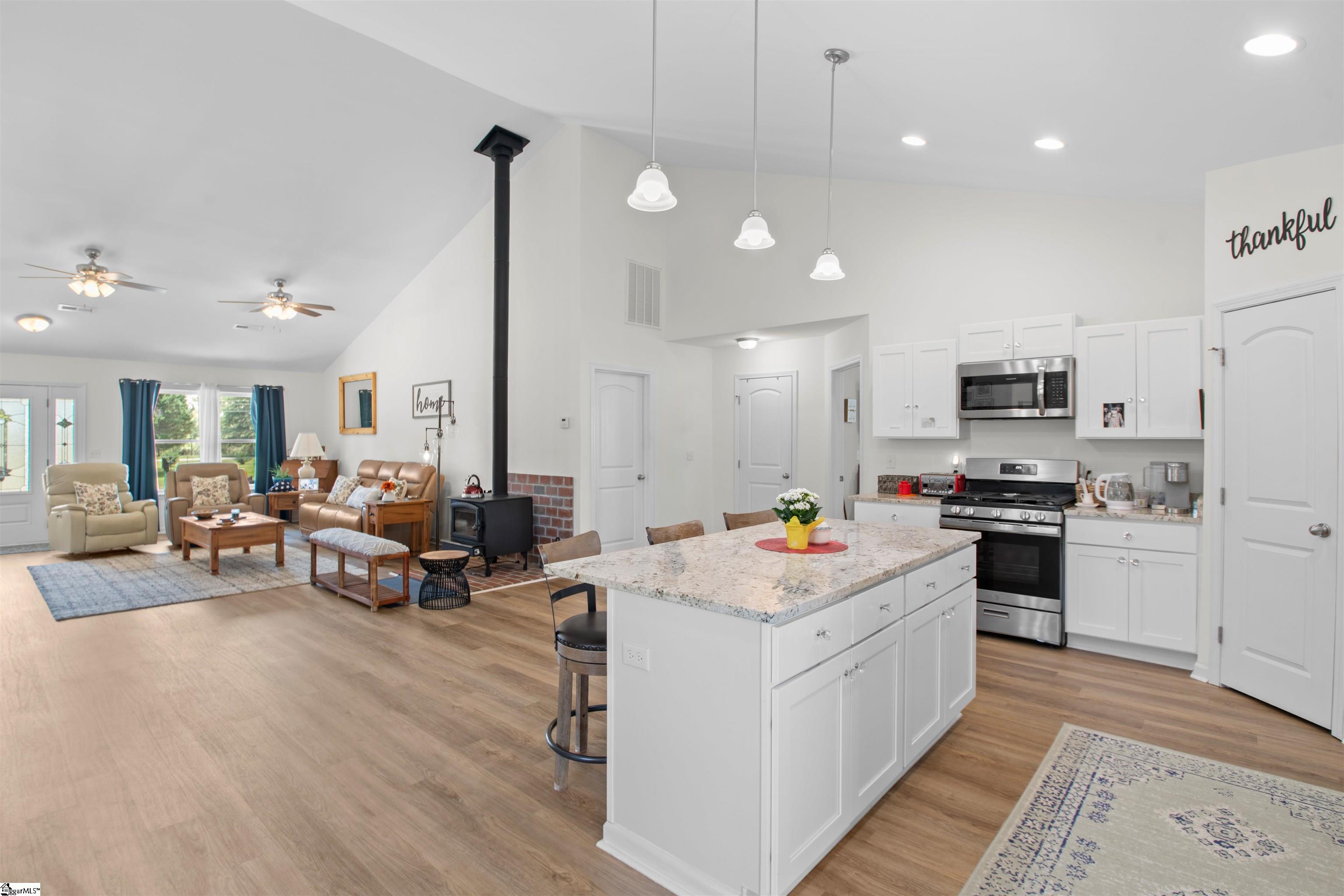 104 Summer Breeze Court Townville, SC 29689