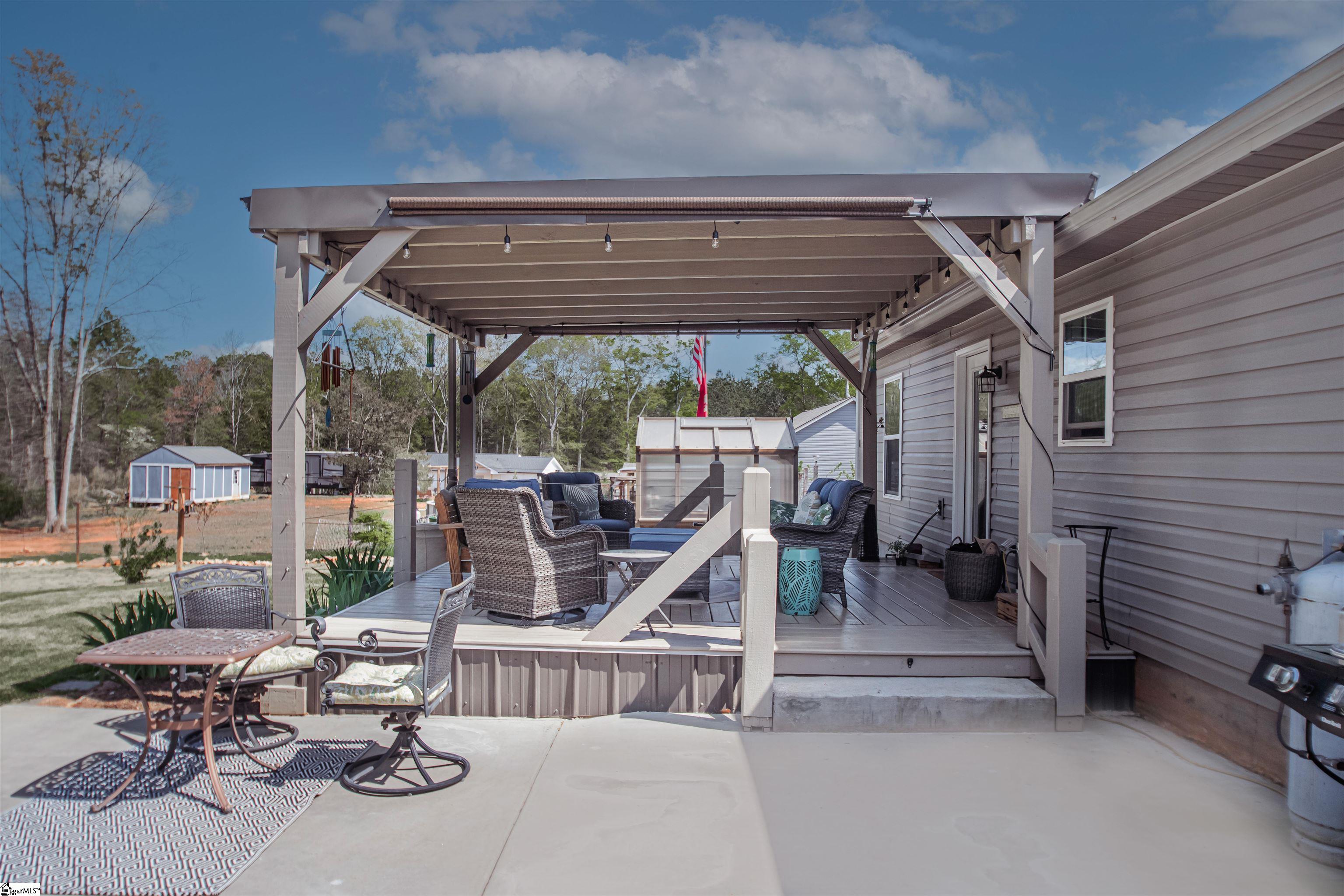 104 Summer Breeze Court Townville, SC 29689