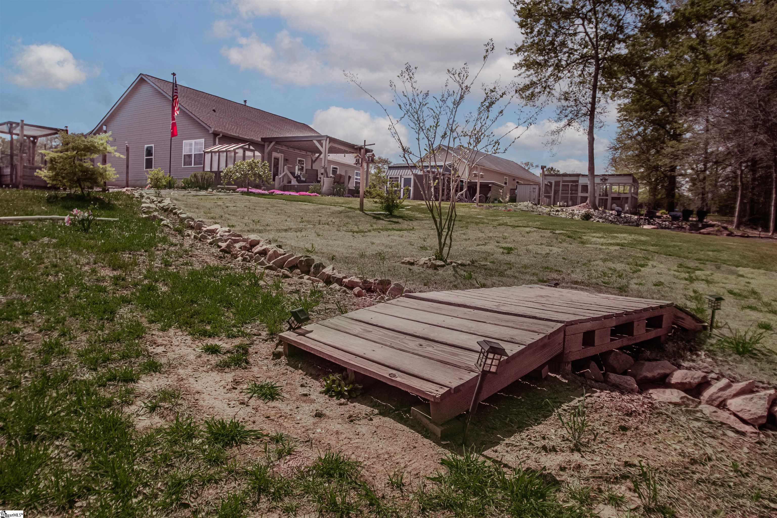 104 Summer Breeze Court Townville, SC 29689