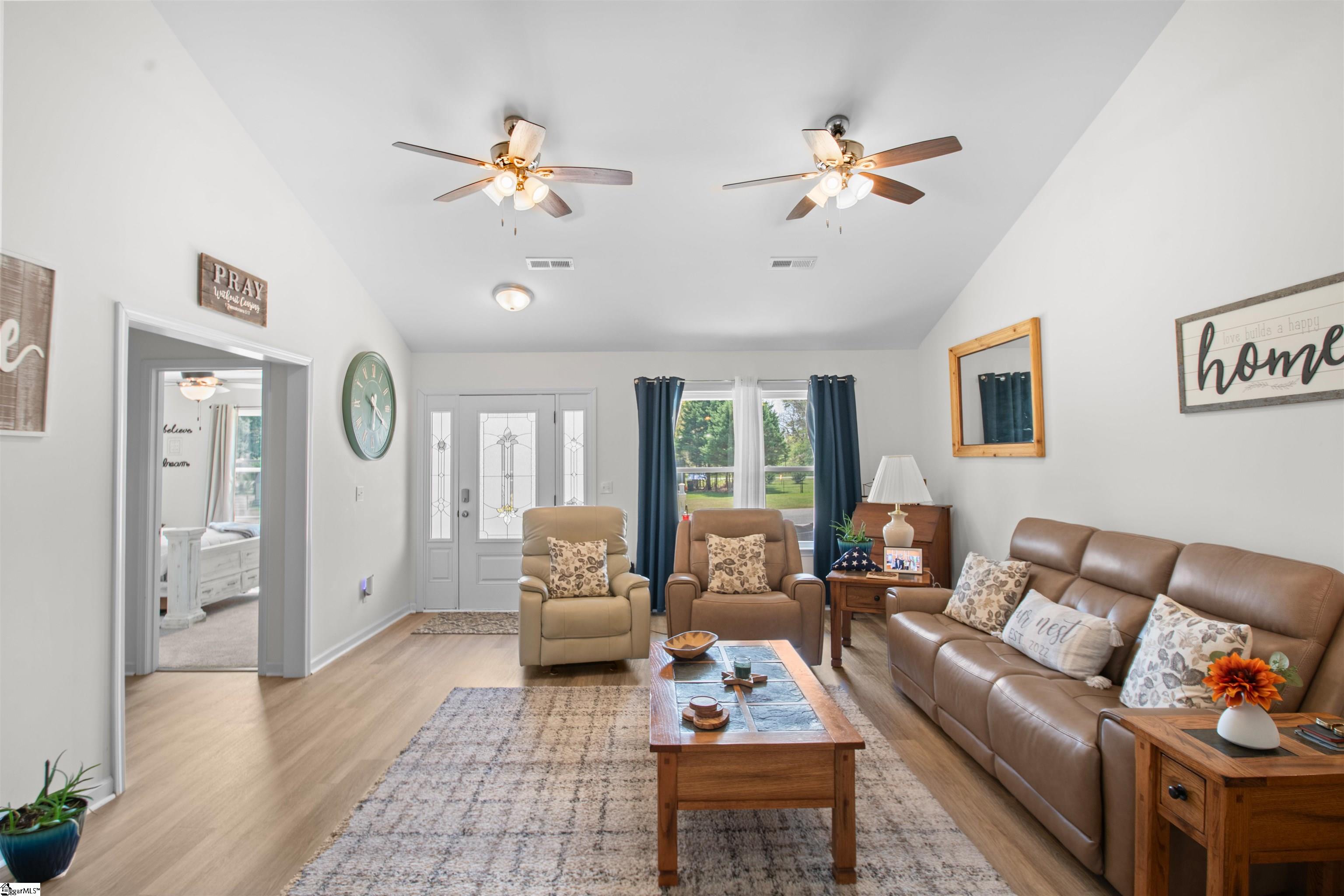 104 Summer Breeze Court Townville, SC 29689
