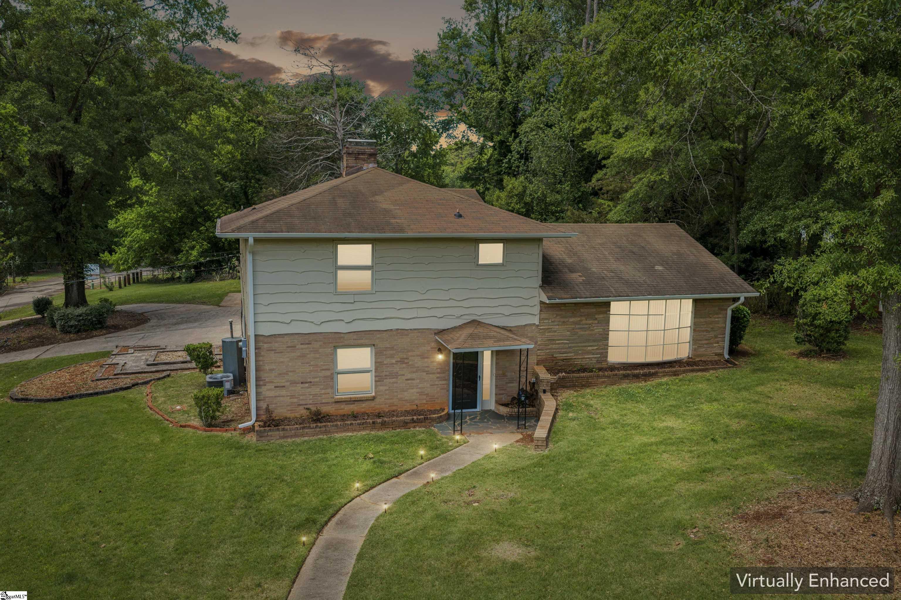 225 Cart Drive Spartanburg, SC 29307