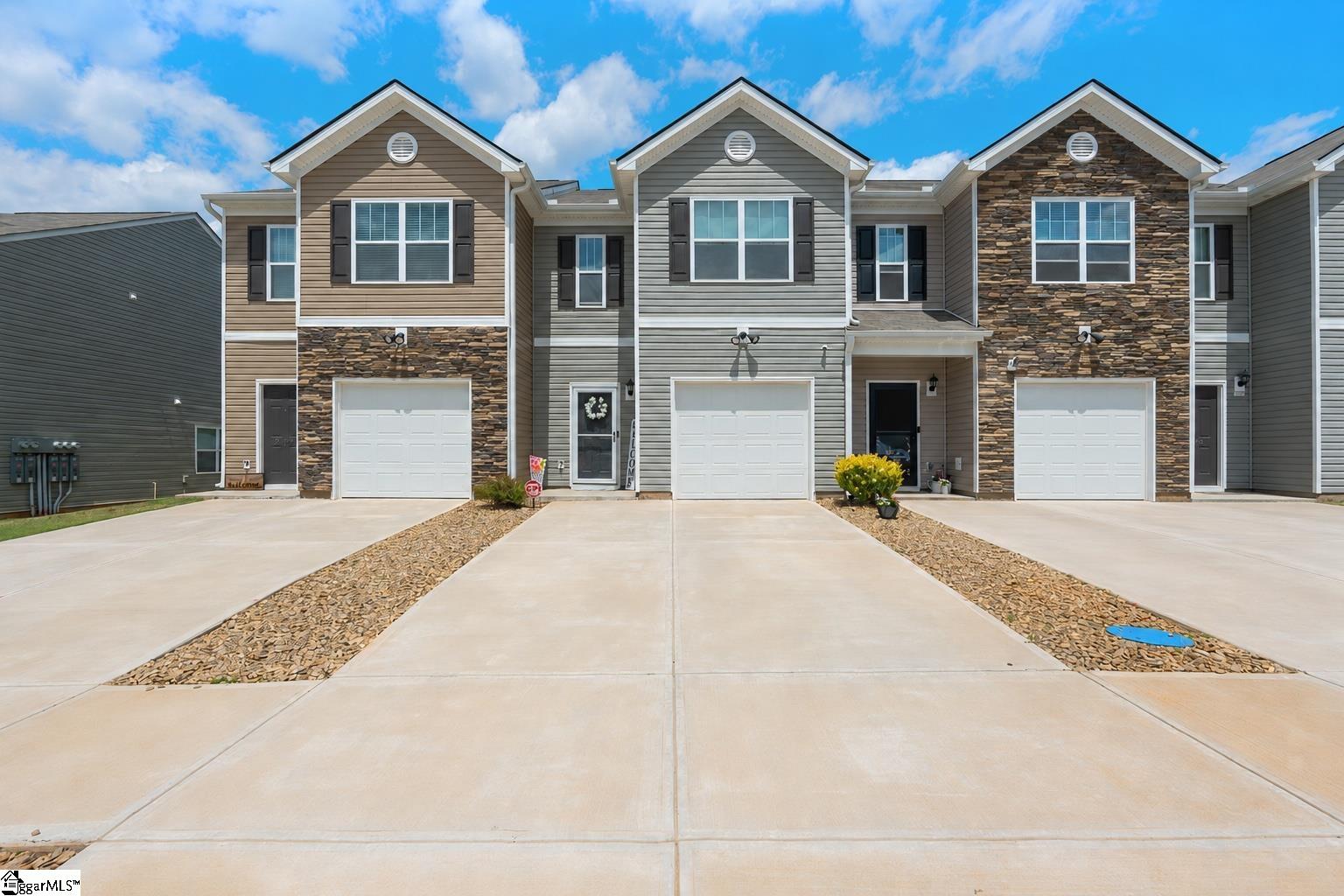 211 Sunriff Court Greer, SC 29651
