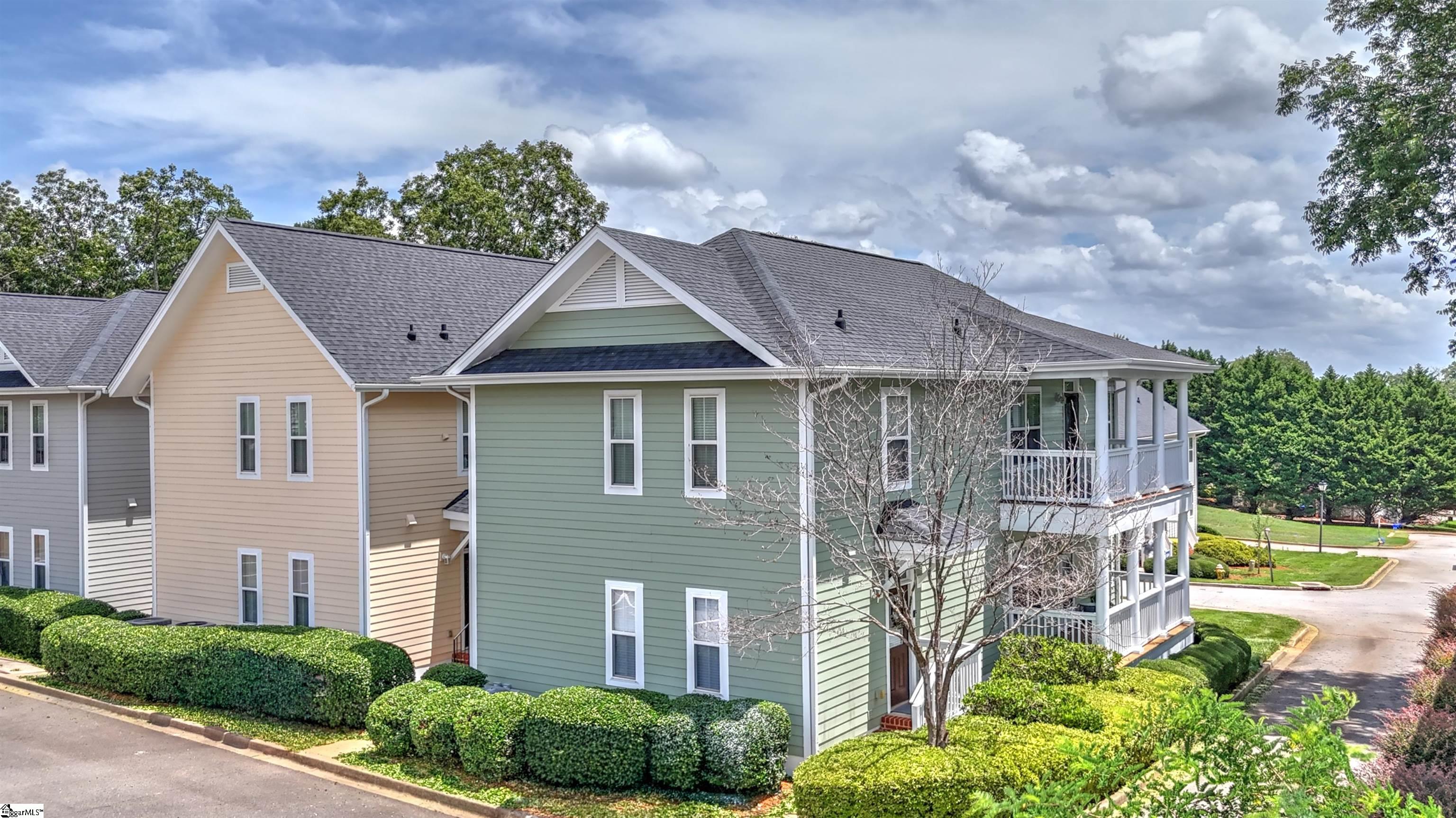 16-B Oakhurst Avenue Greenville, SC 29609