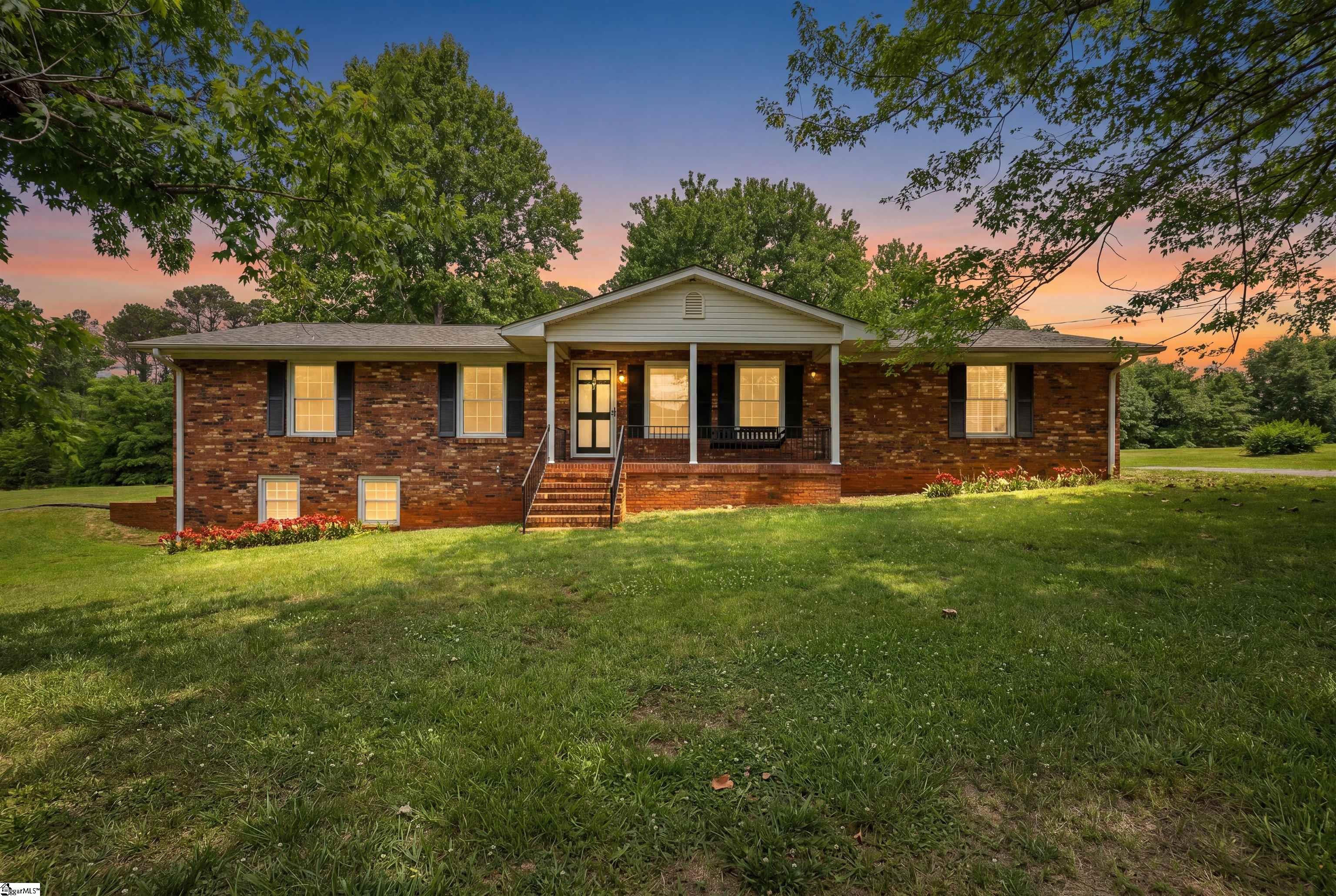 631 Riveroak Circle, Inman SC 29349,Inman,Spartanburg,Residential