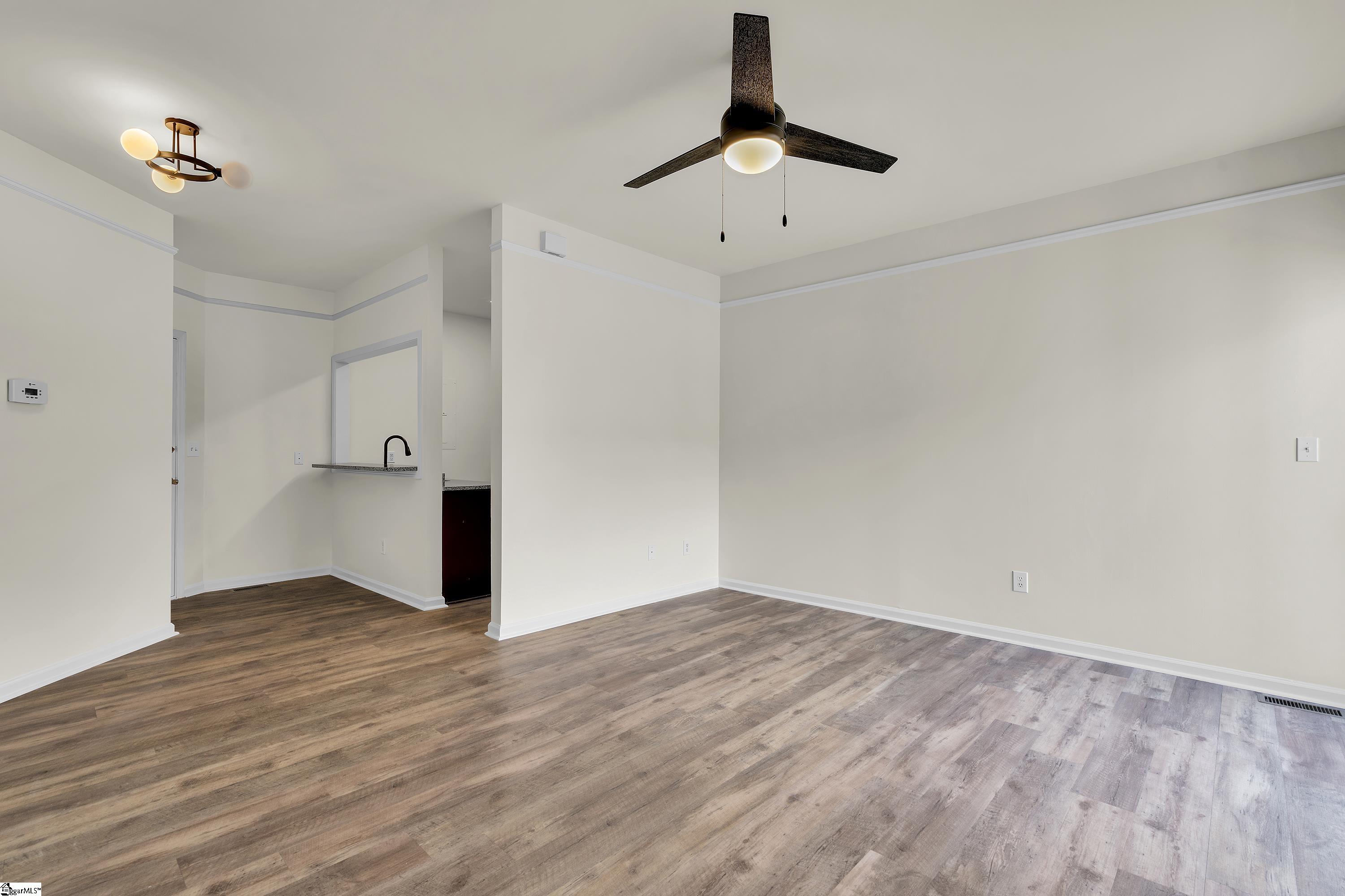 233 N Main Street UNIT Unit 509 Greenville, SC 29601