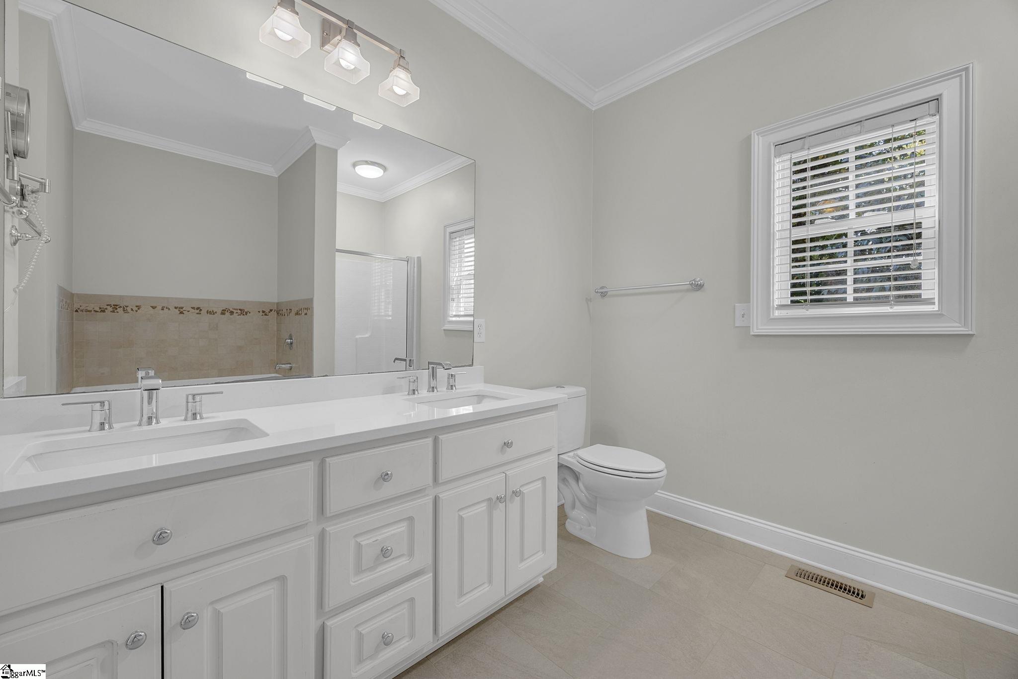 7A & 7B Croft Street Greenville, SC 29609