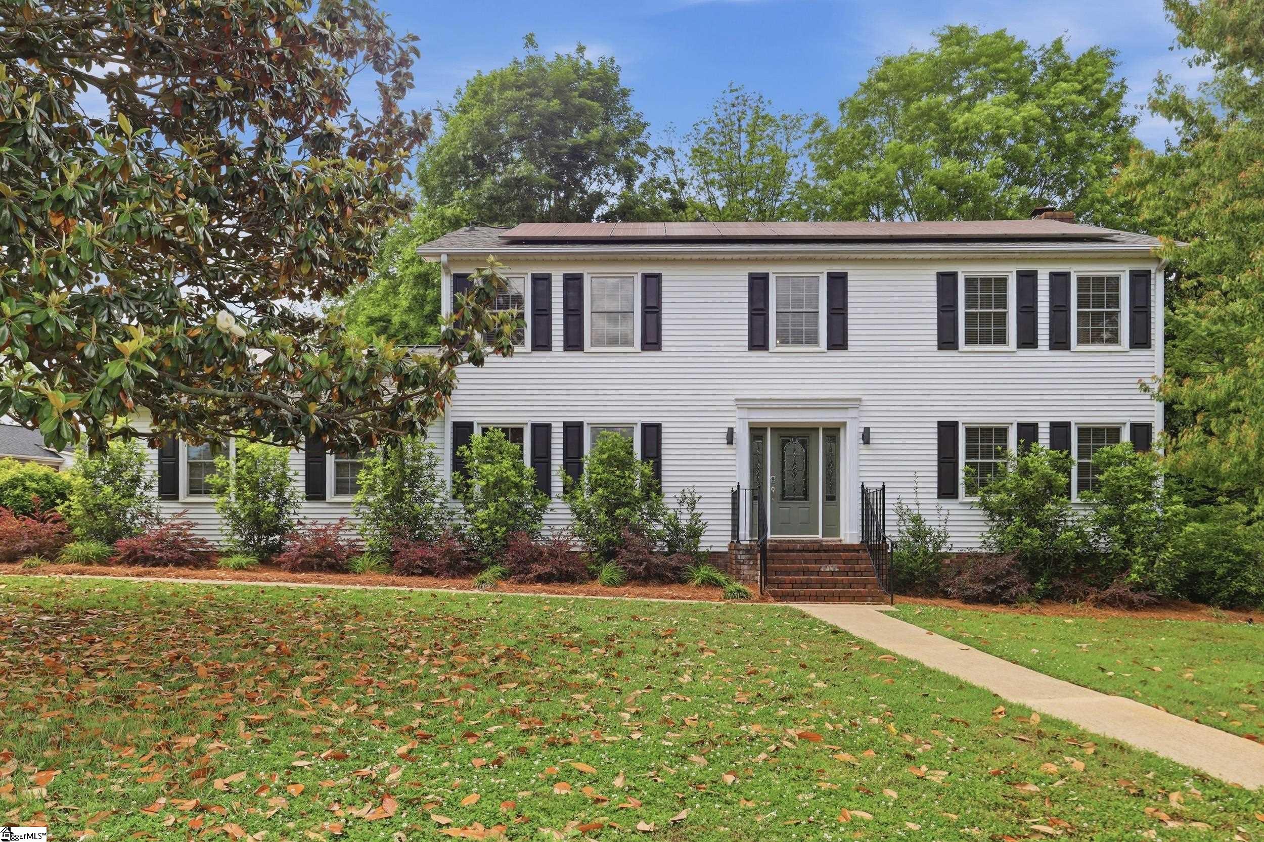 302 Pine Wood Drive, Greenville SC 29607,Greenville,Greenville,Residential