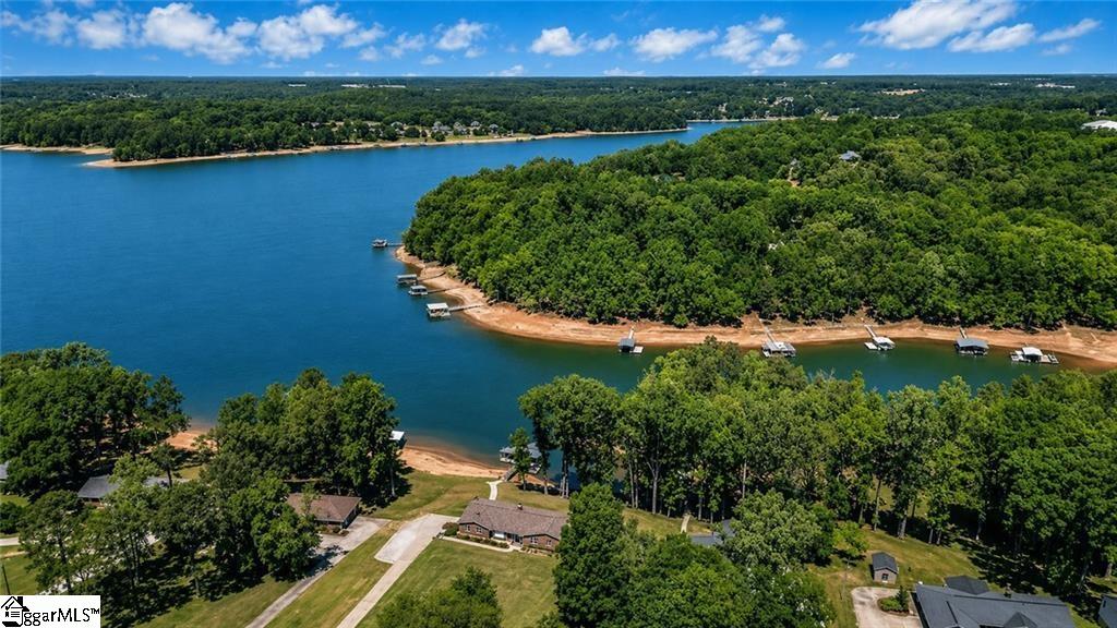 2212 Surfside Drive Anderson, SC 29625