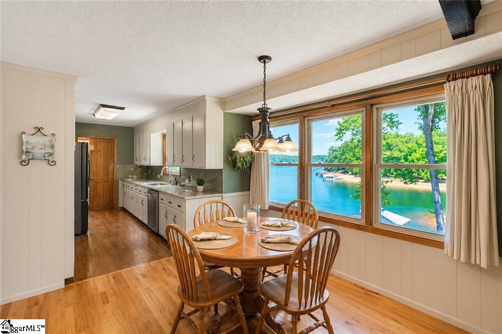 2212 Surfside Drive Anderson, SC 29625