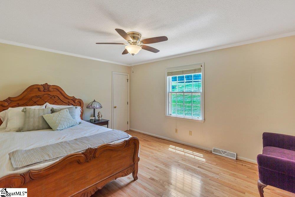 2212 Surfside Drive Anderson, SC 29625