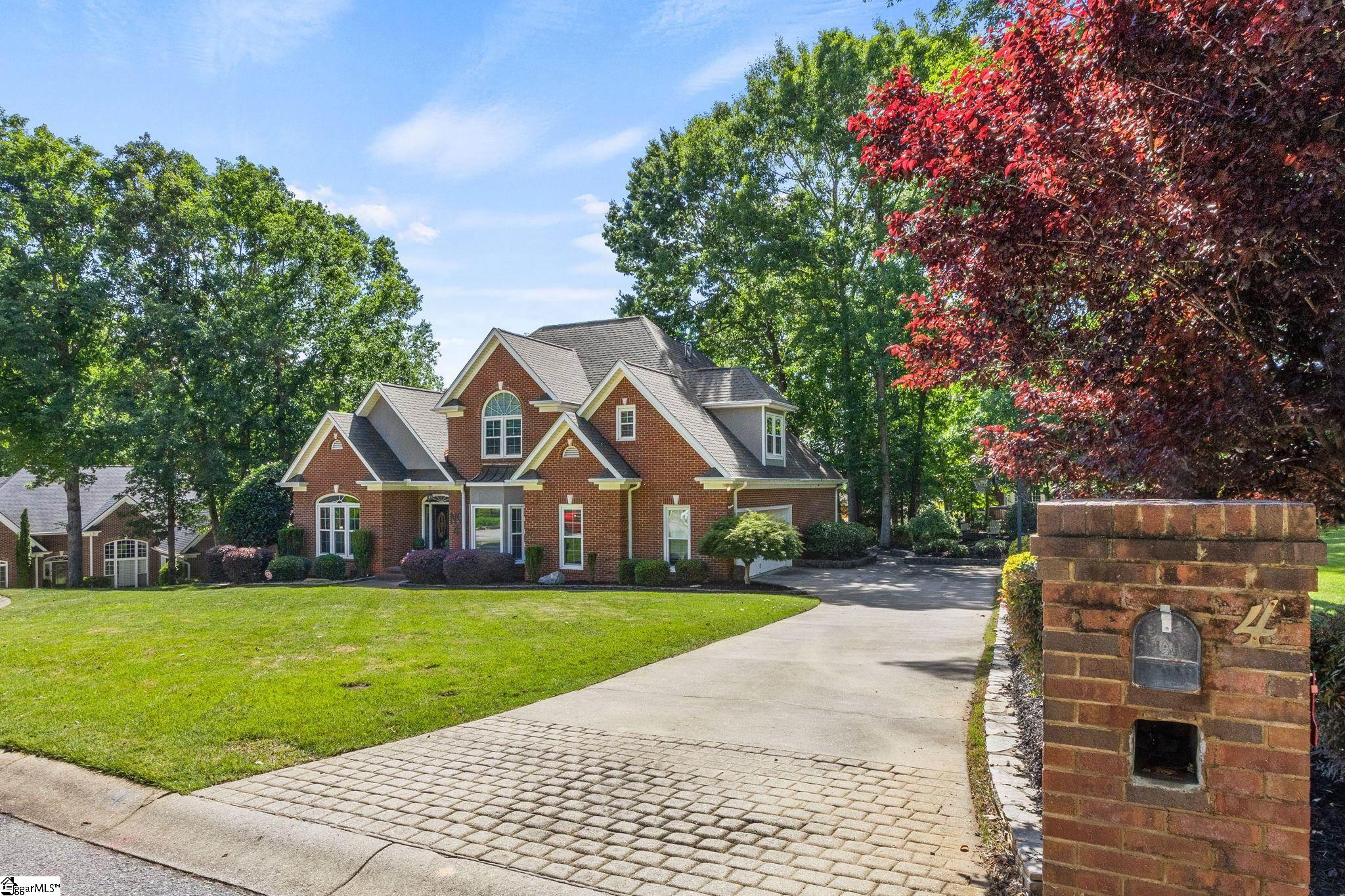 4 Golden Bear Court Greenville, SC 29609