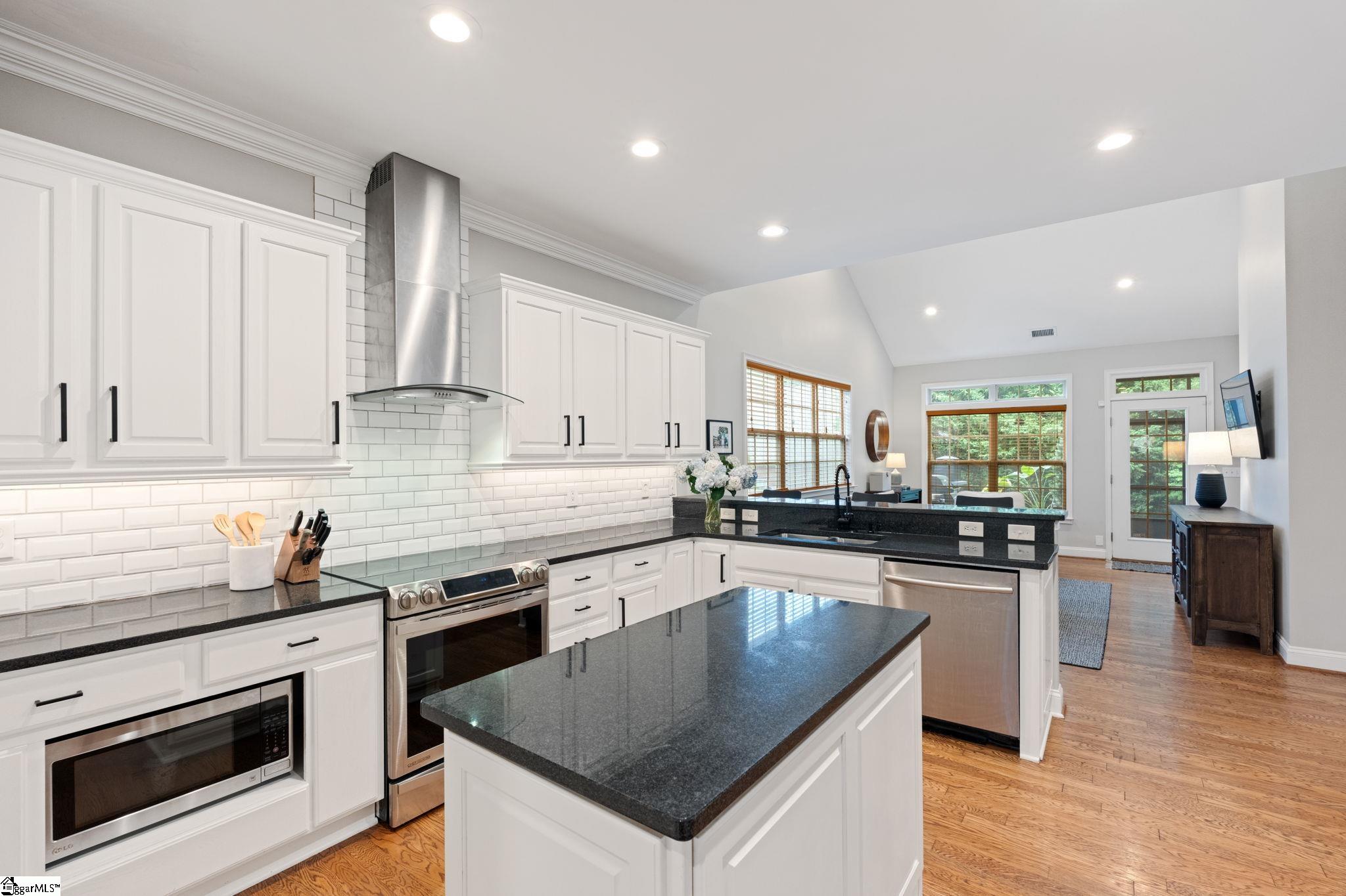 9 Wiscasset Way Greenville, SC 29615