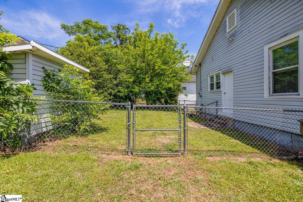 750 Maywood Street Spartanburg, SC 29303