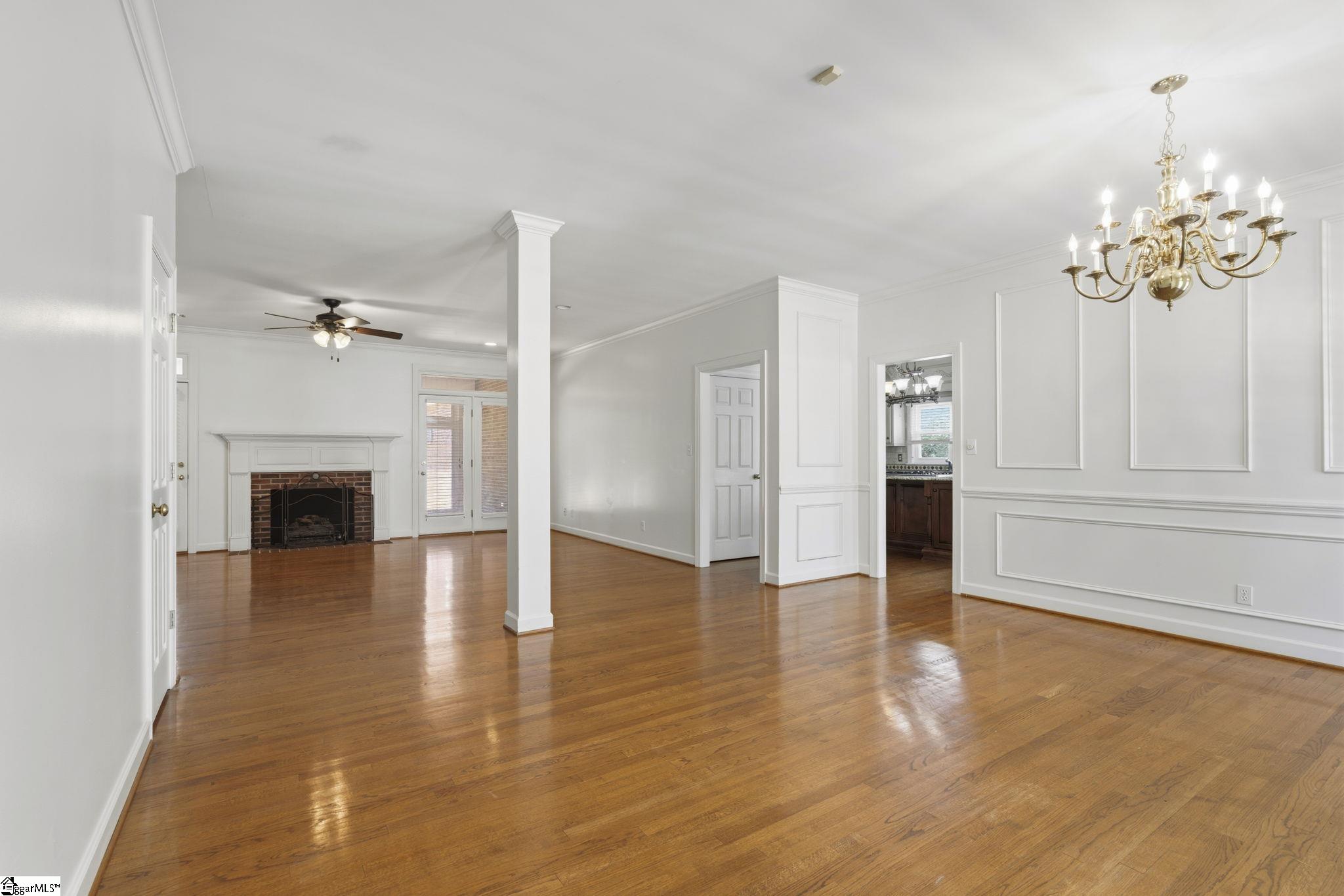 313 N Oakley Lane Spartanburg, SC 29301